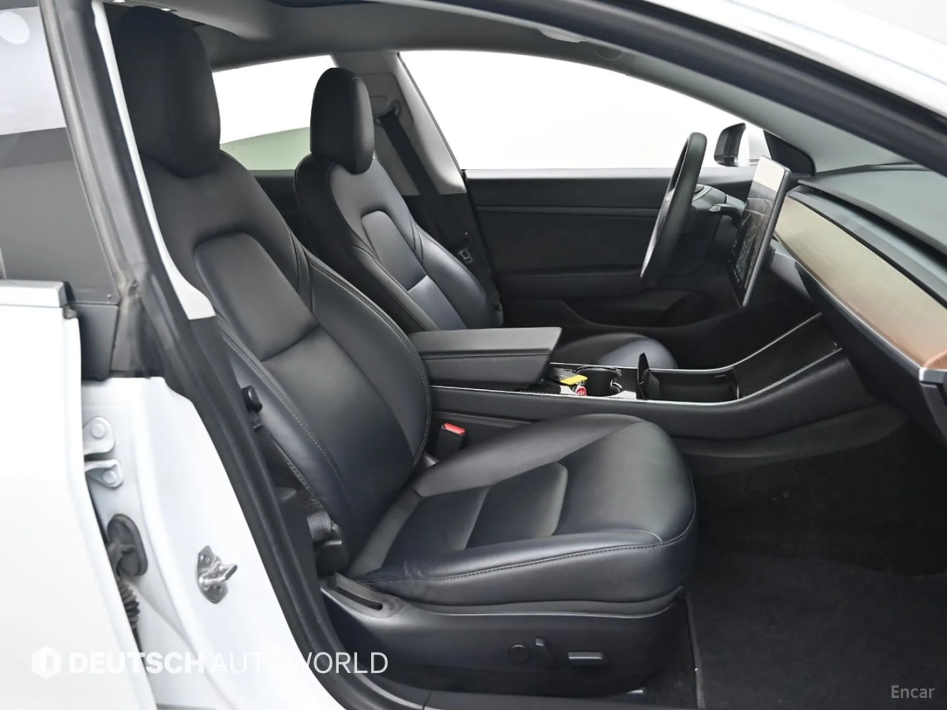 Tesla Model 3 превью 10