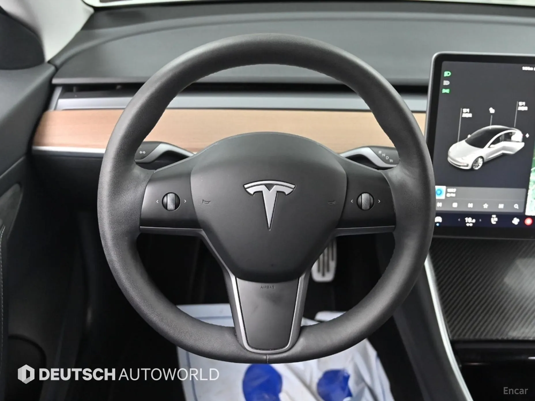 Tesla Model 3 превью 13