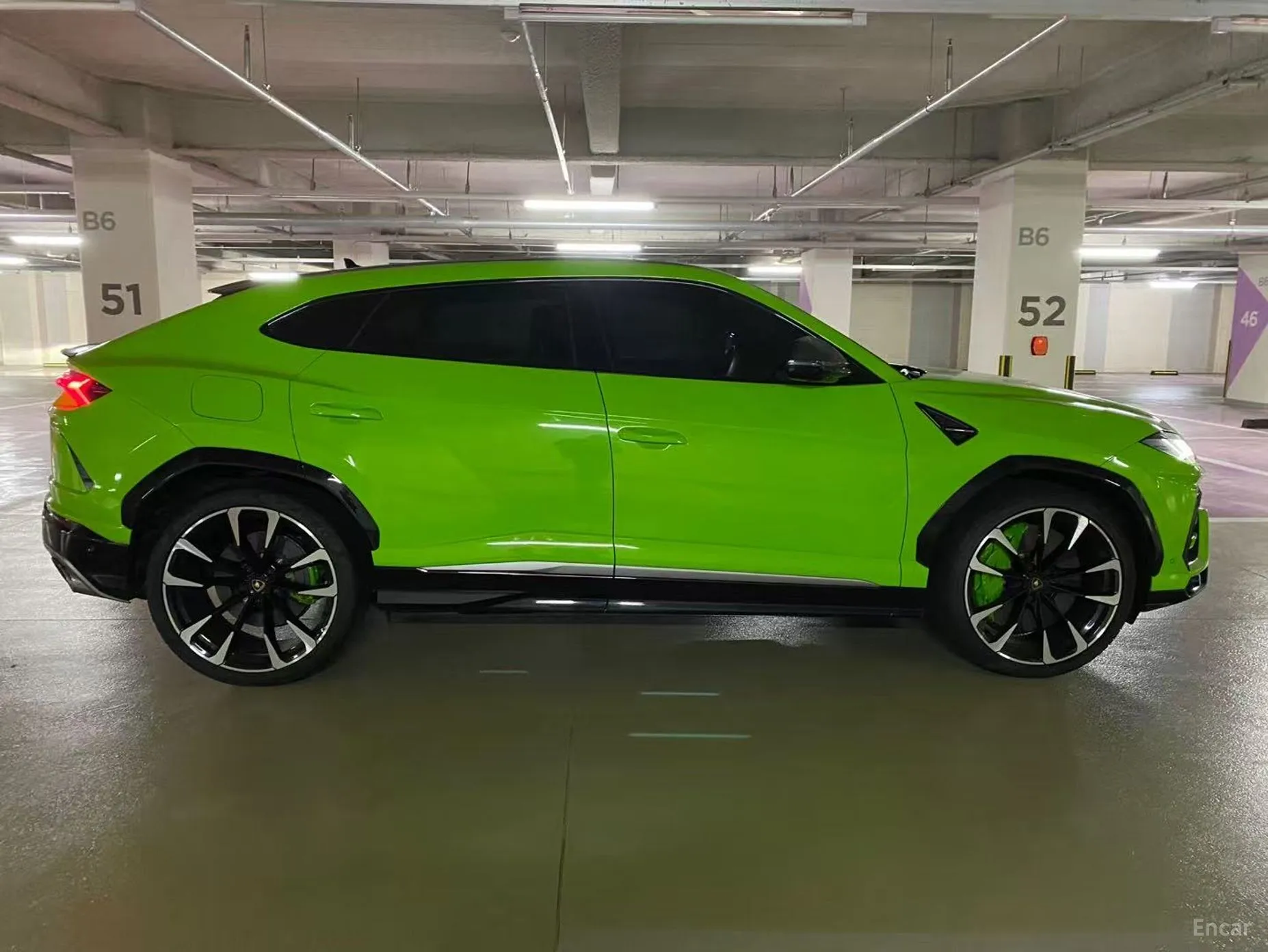 Lamborghini Urus превью 5