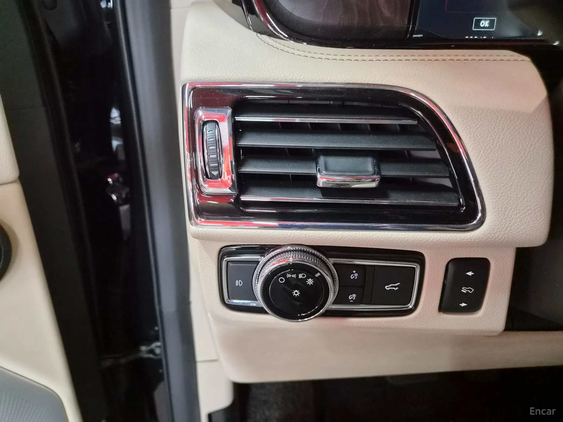 Lincoln Navigator 4th generation превью 12
