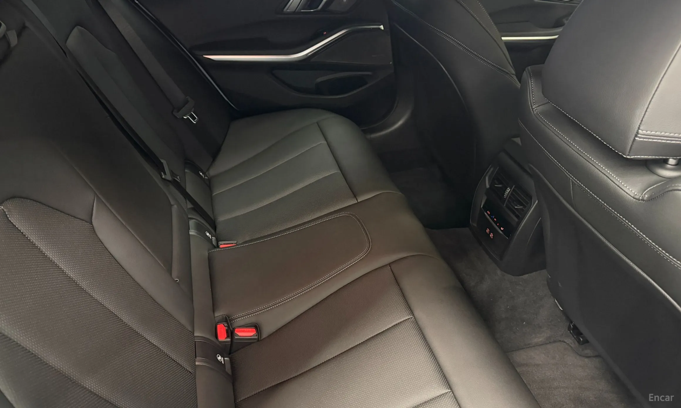 BMW 3 Series (G20) превью 10