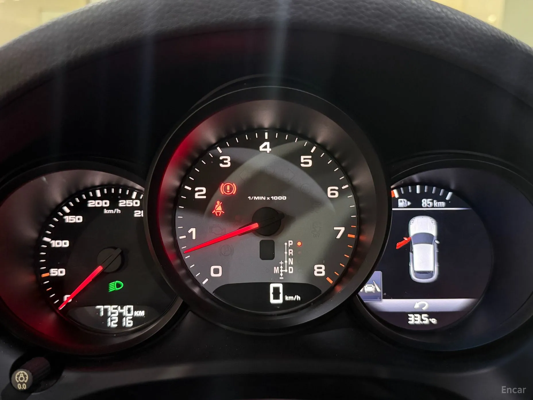 Porsche Macan превью 11