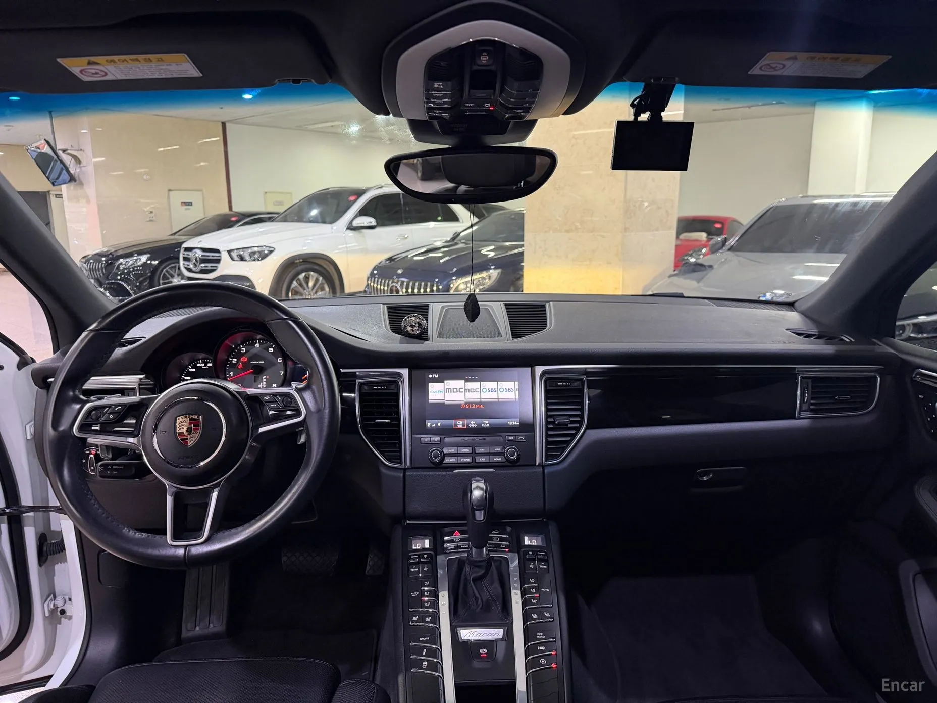 Porsche Macan превью 9