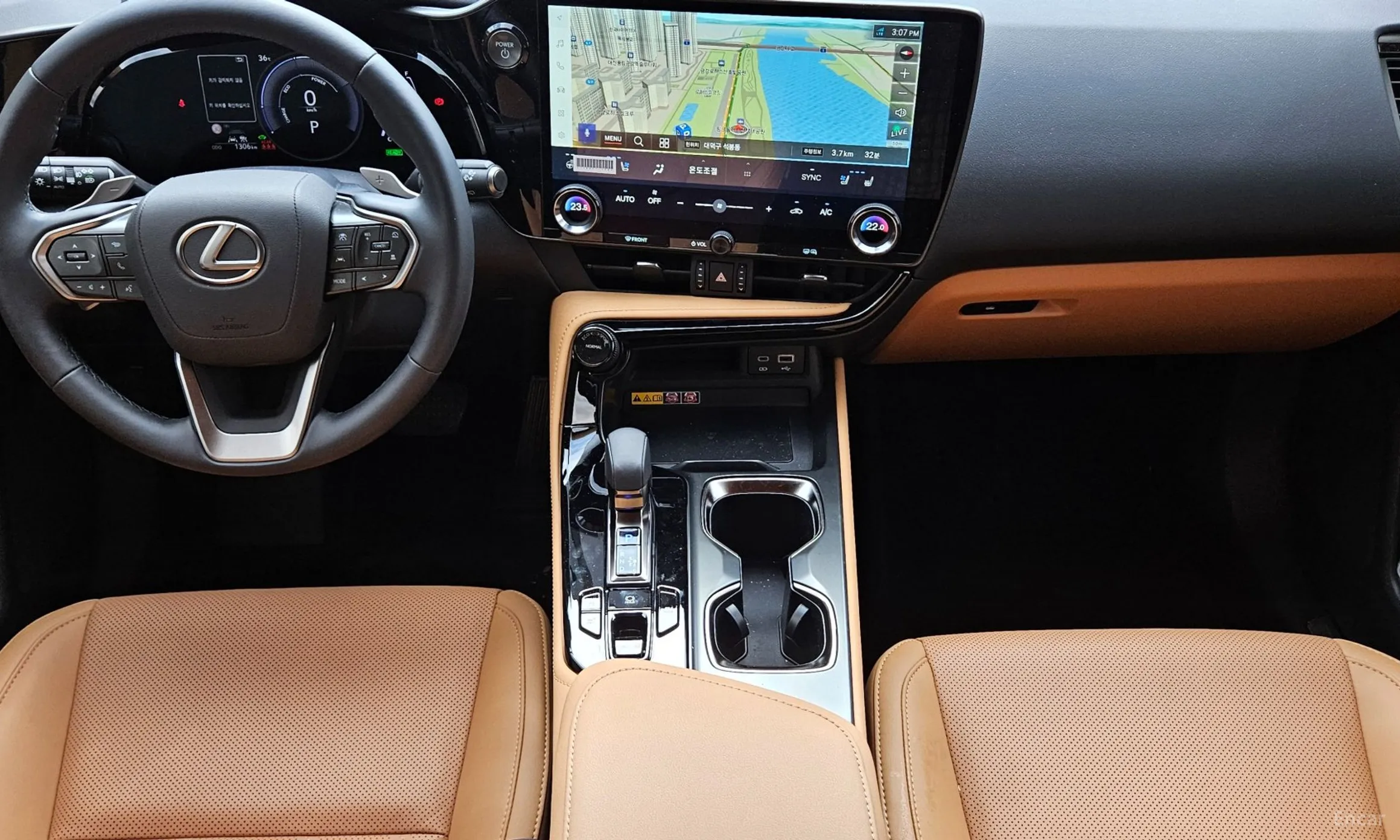 Lexus NX350h Gen 2 превью 10