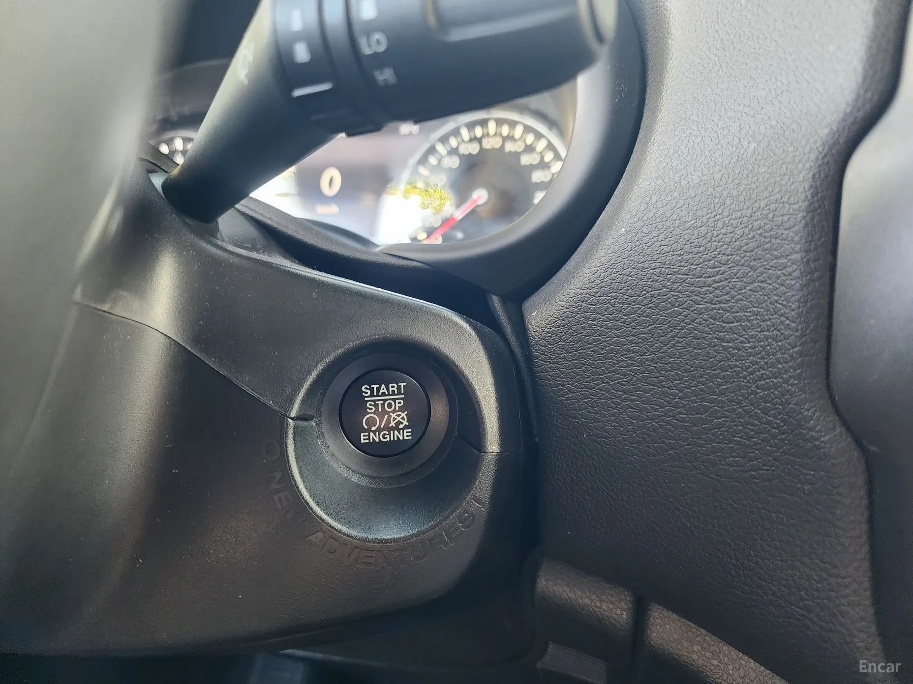Jeep Renegade превью 3