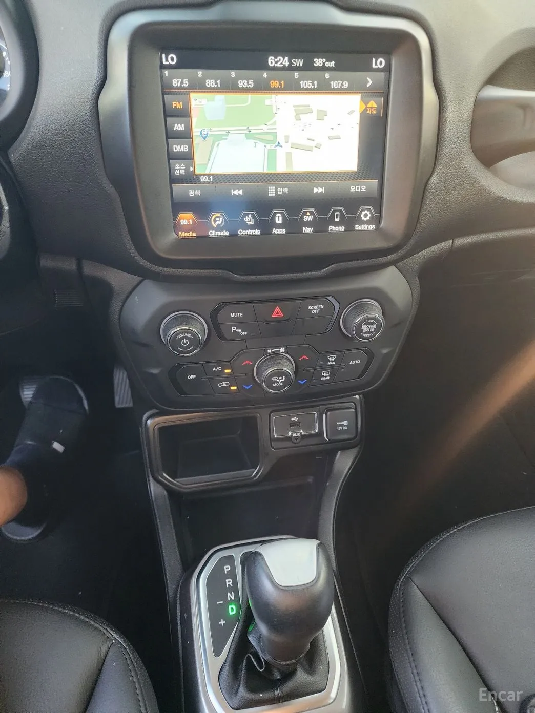 Jeep Renegade превью 5