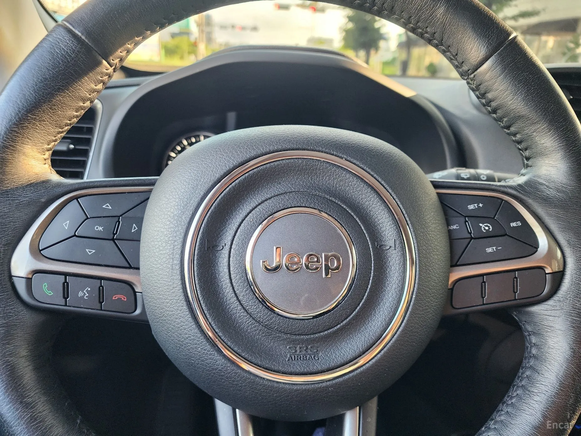 Jeep Renegade превью 6