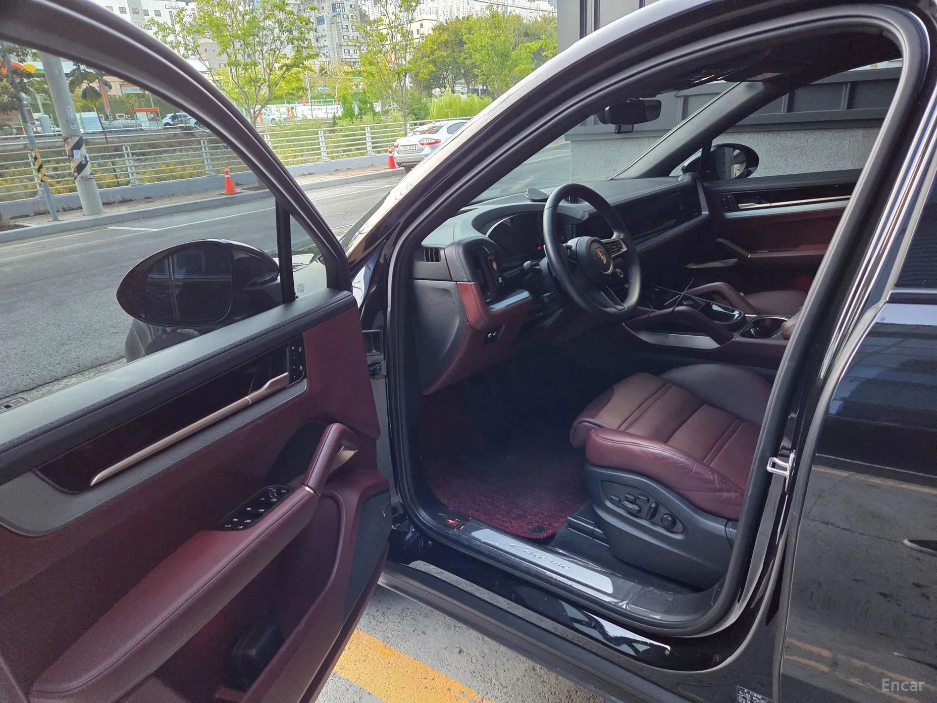 Porsche Cayenne (PO536) превью 9