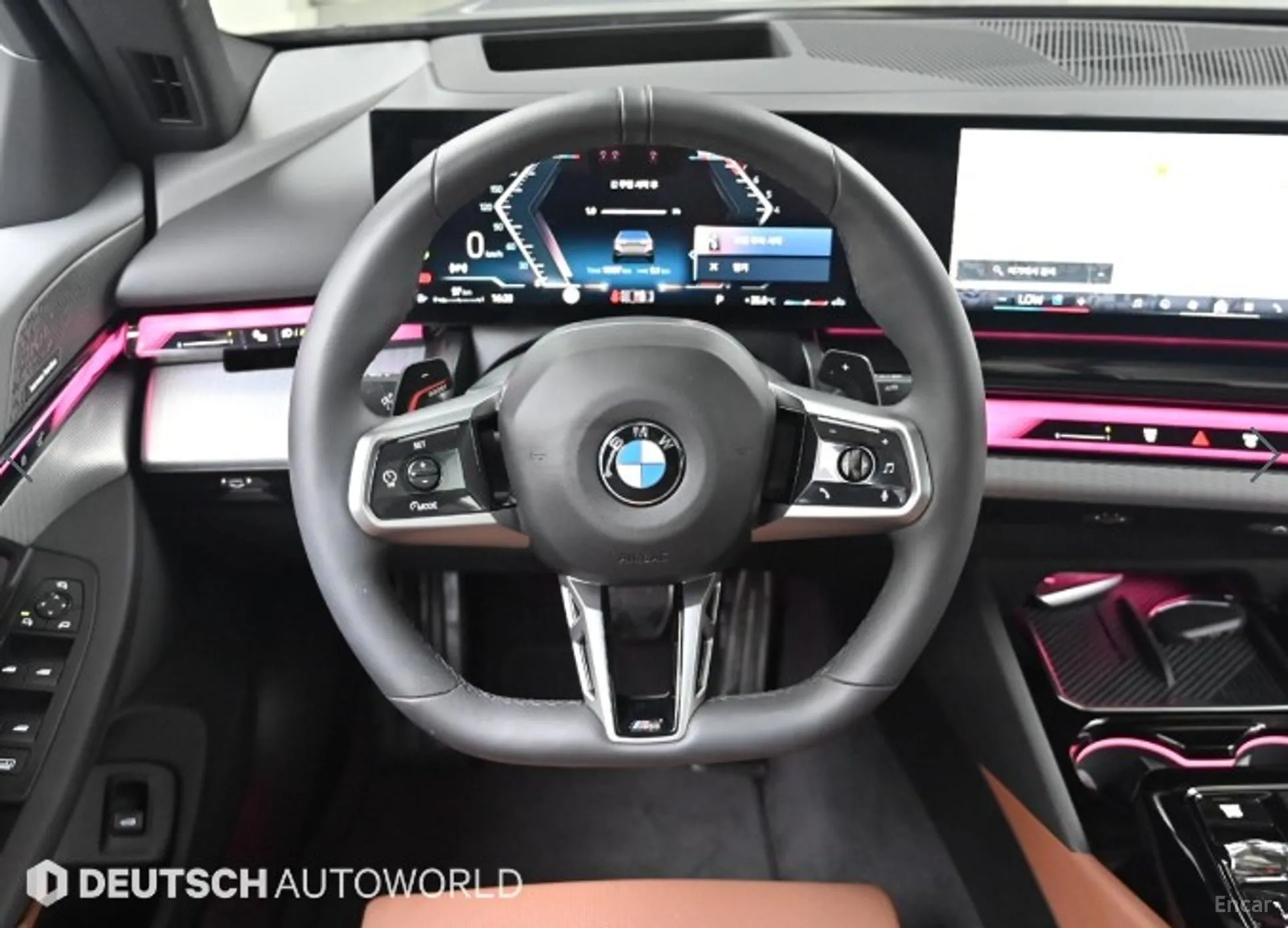 BMW 5 Series (G60) превью 13