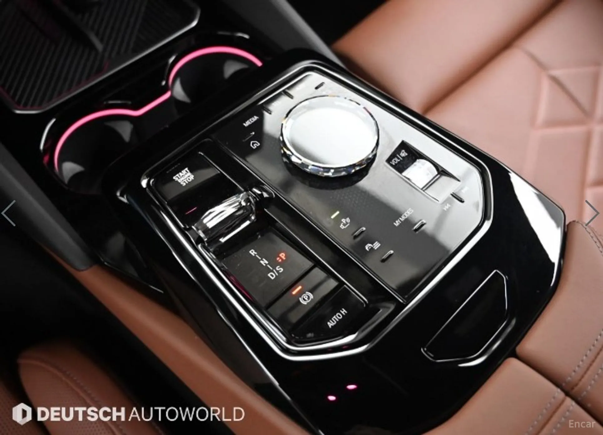 BMW 5 Series (G60) превью 9