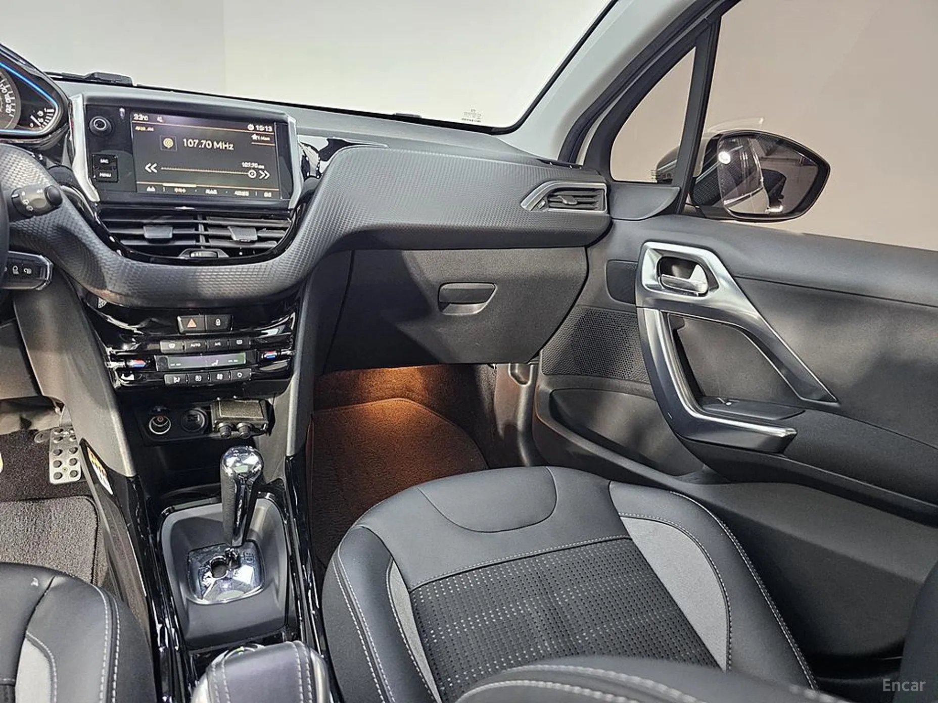 Peugeot 2008. превью 20