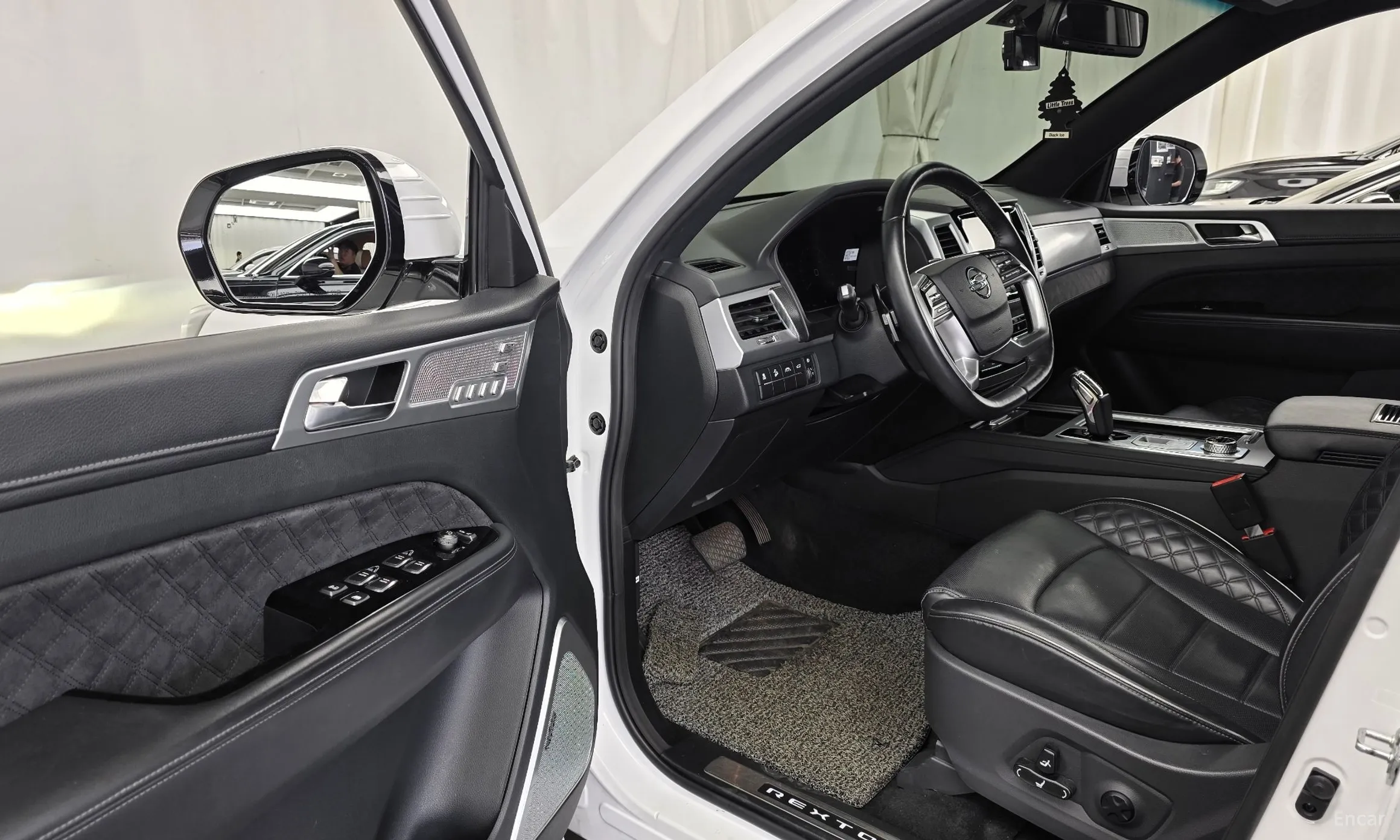 KG Mobility (SsangYong) Rexton превью 10