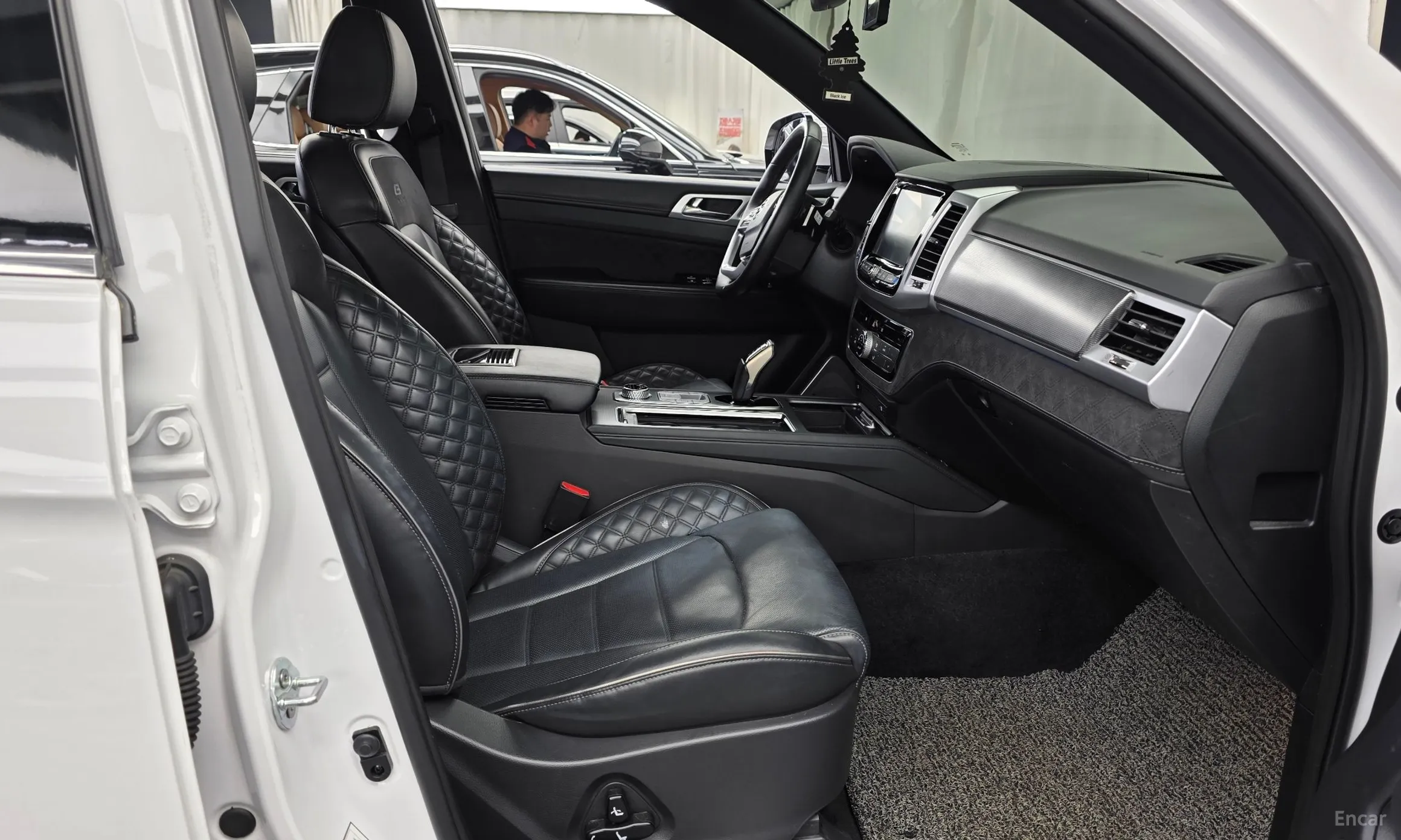 KG Mobility (SsangYong) Rexton превью 11
