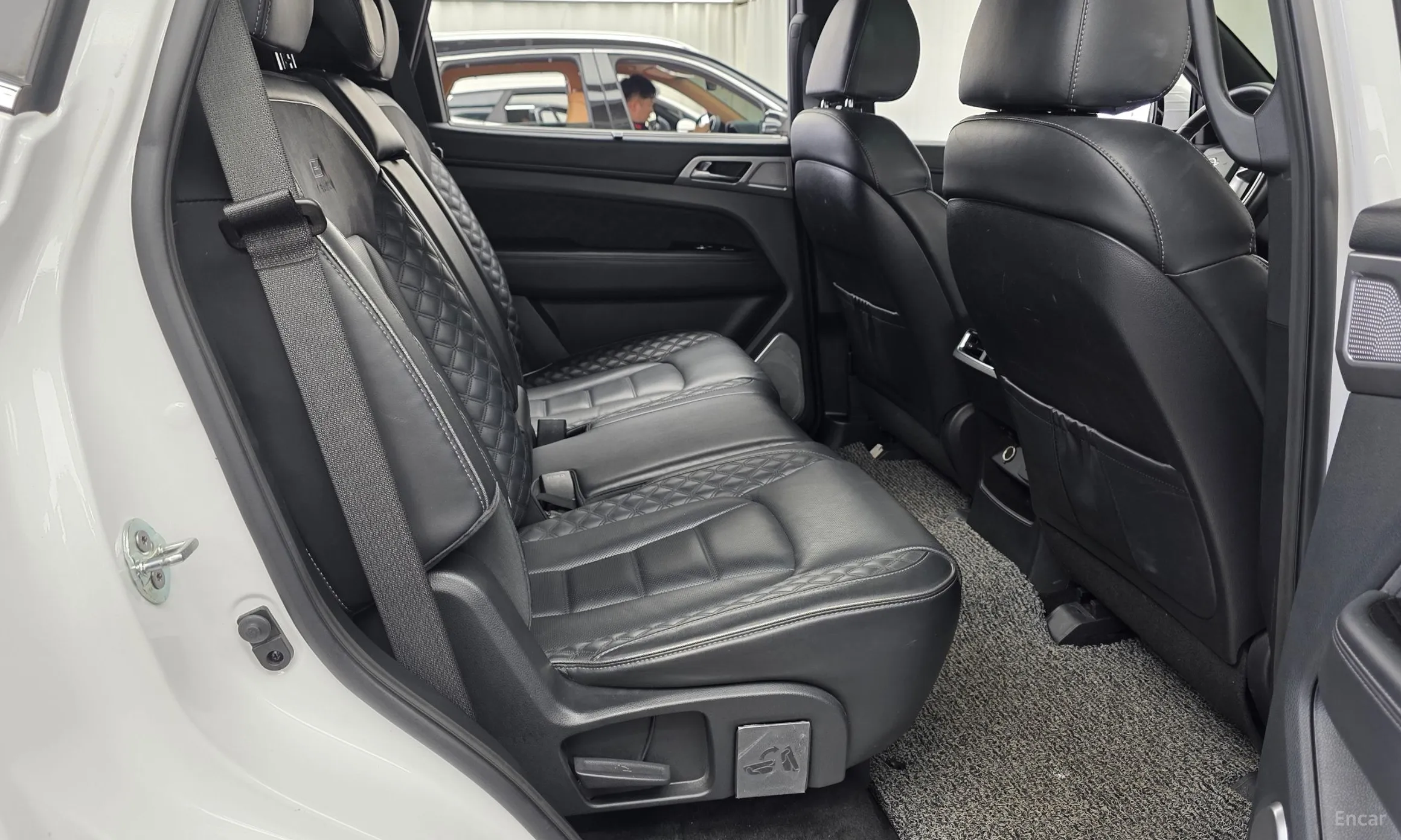 KG Mobility (SsangYong) Rexton превью 12