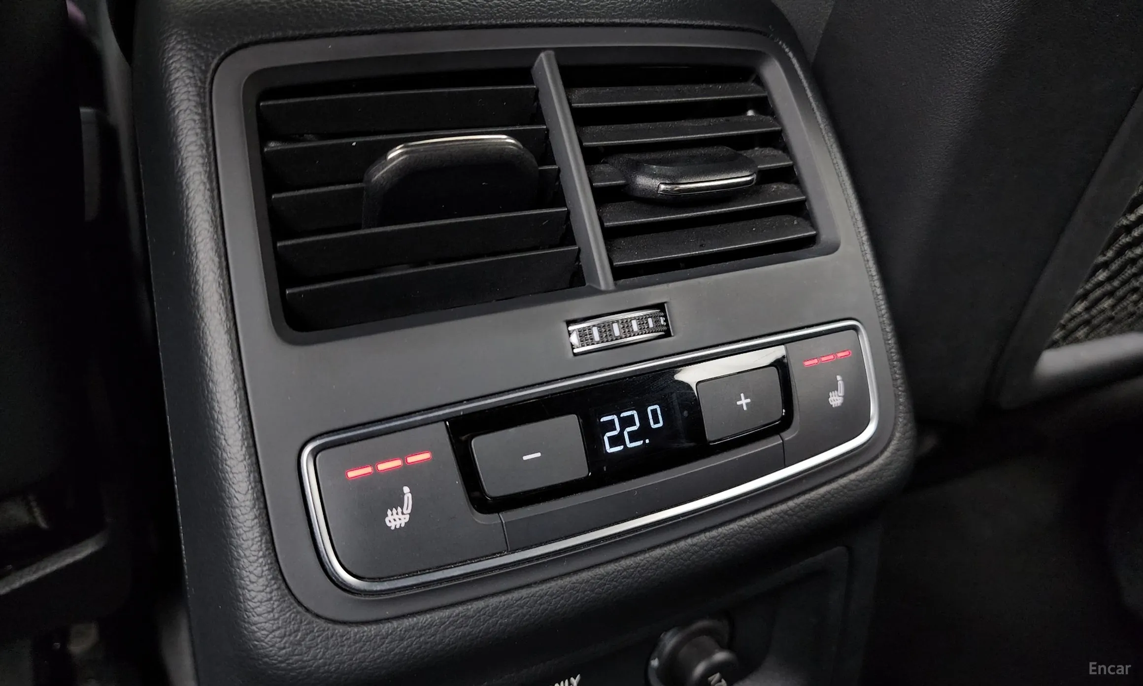 Audi A4 (B9) превью 19
