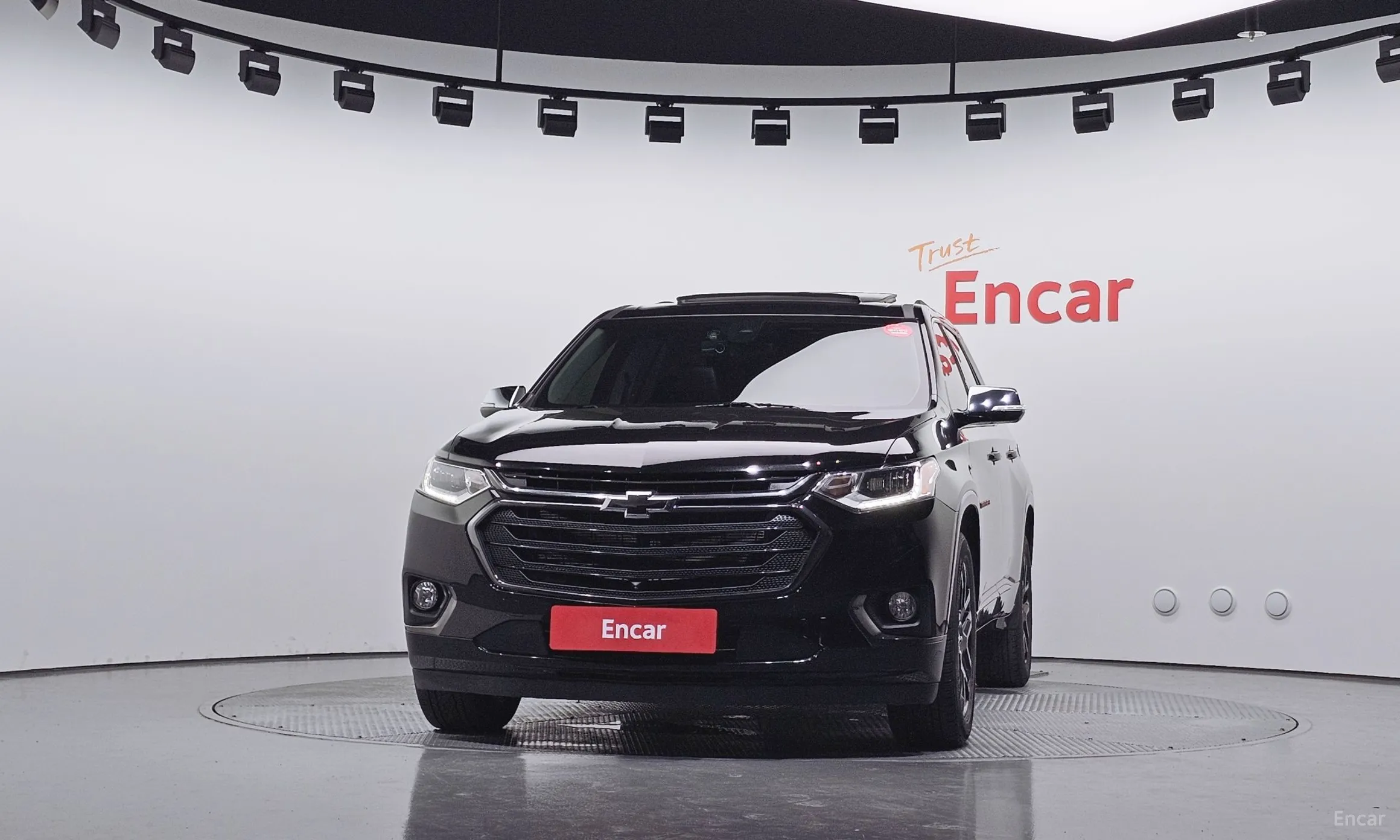 Chevrolet (GM Daewoo) Traverse превью 3