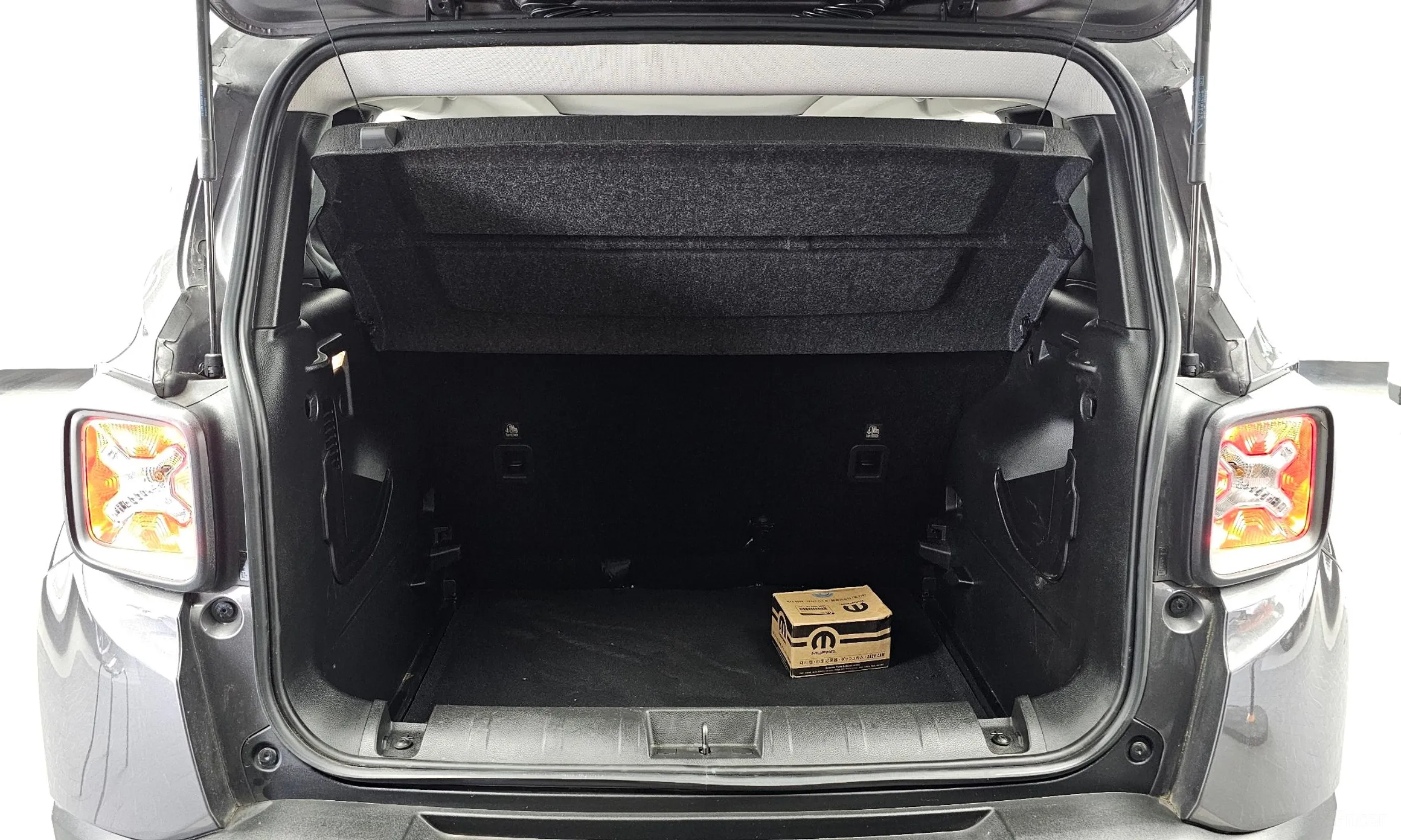 Jeep Renegade превью 20