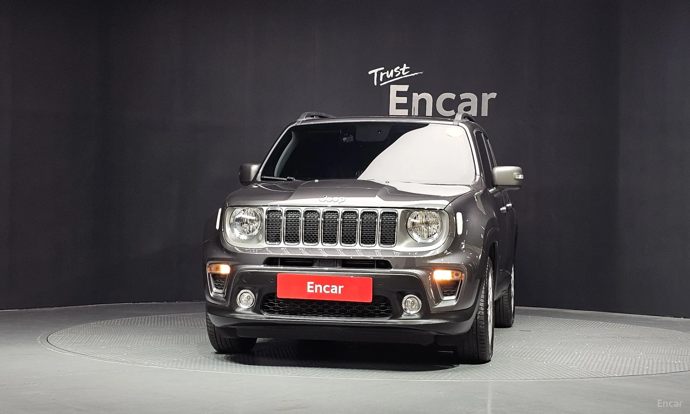 Jeep Renegade превью 3