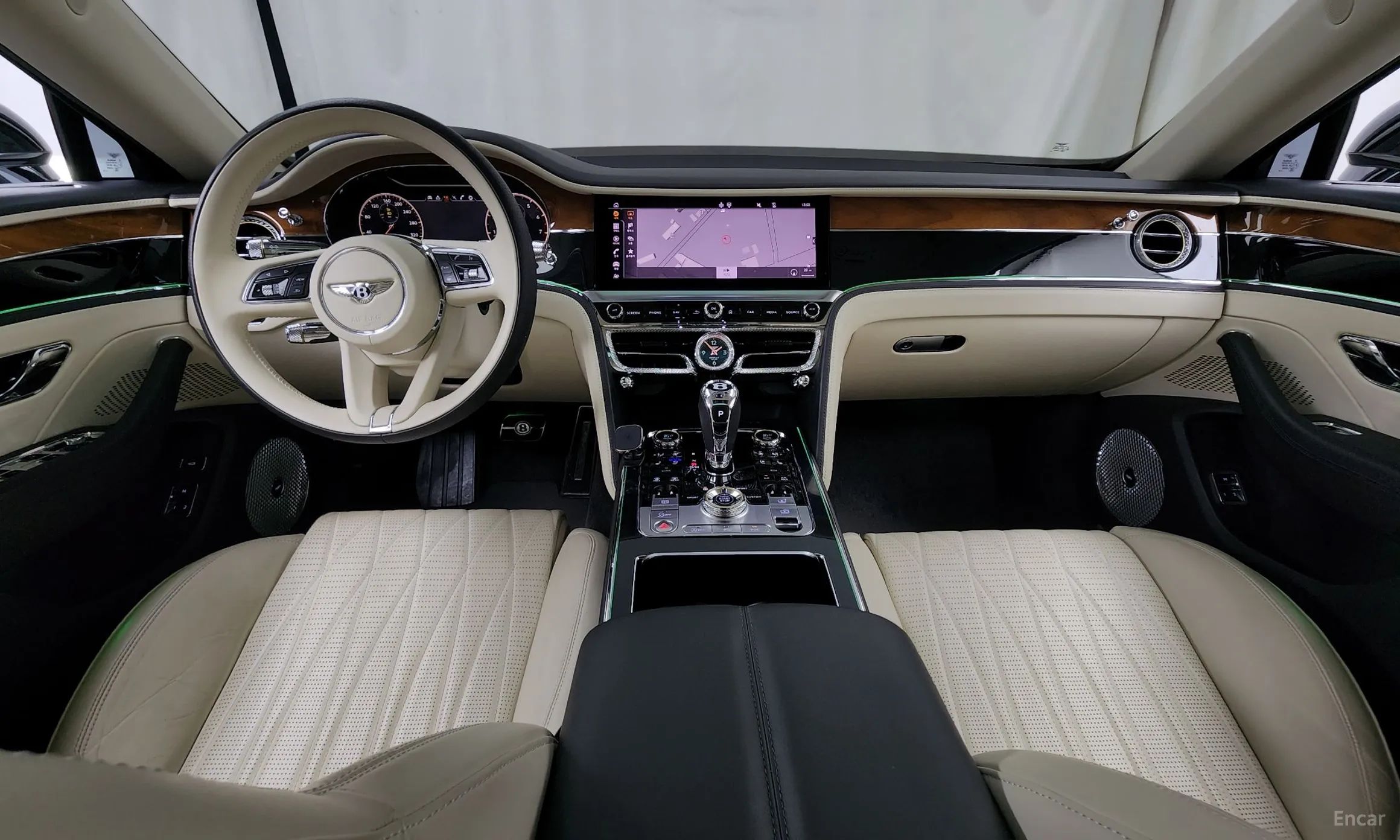 Bentley Flying Spur 3rd Generation превью 7