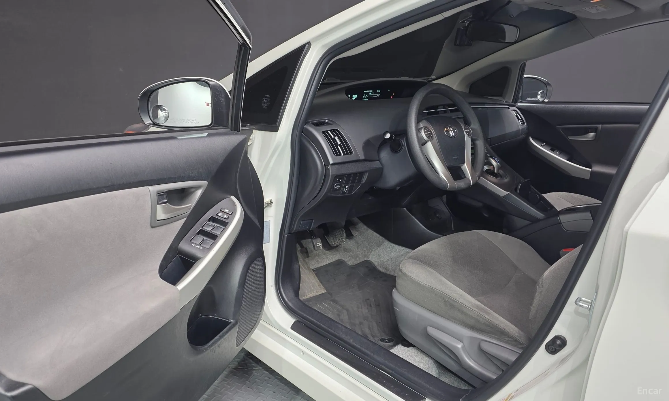Toyota Toyota Prius превью 10