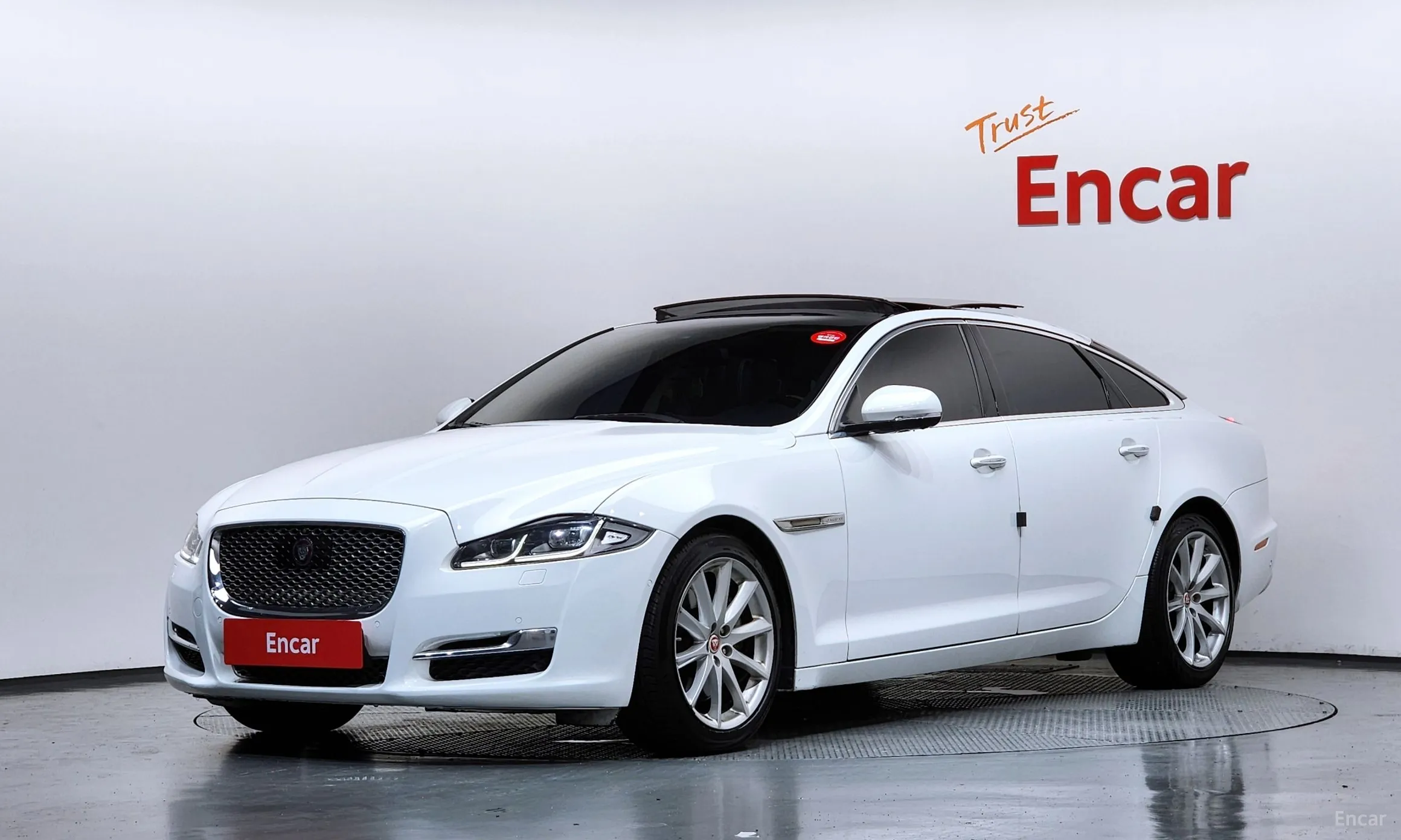 Jaguar All New XJ