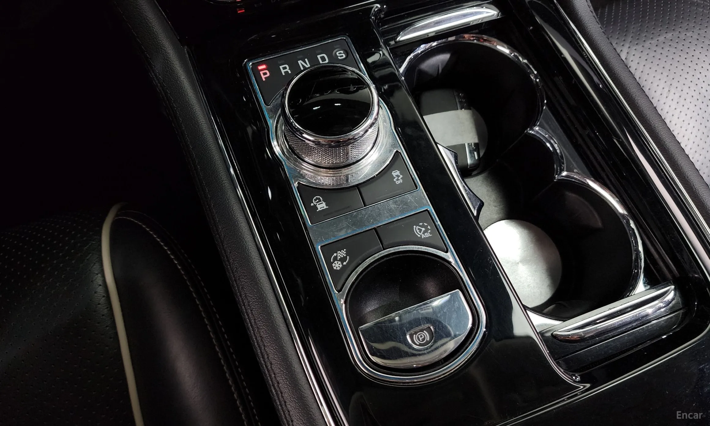 Jaguar All New XJ превью 9