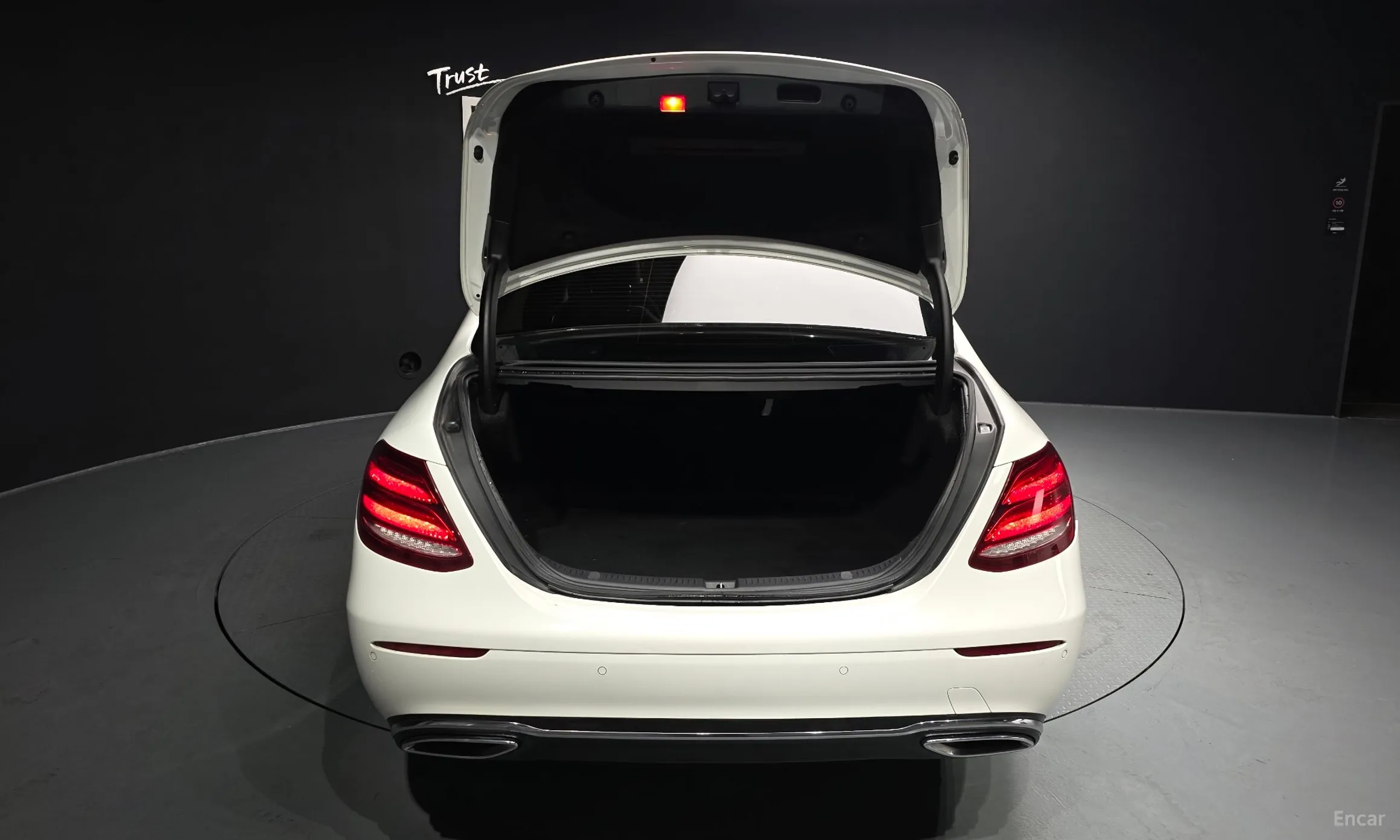 Mercedes Benz E-Class W213 превью 20