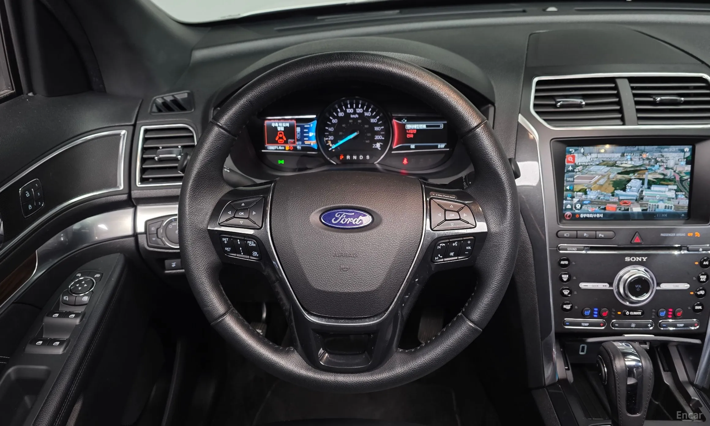 Ford Explorer превью 13
