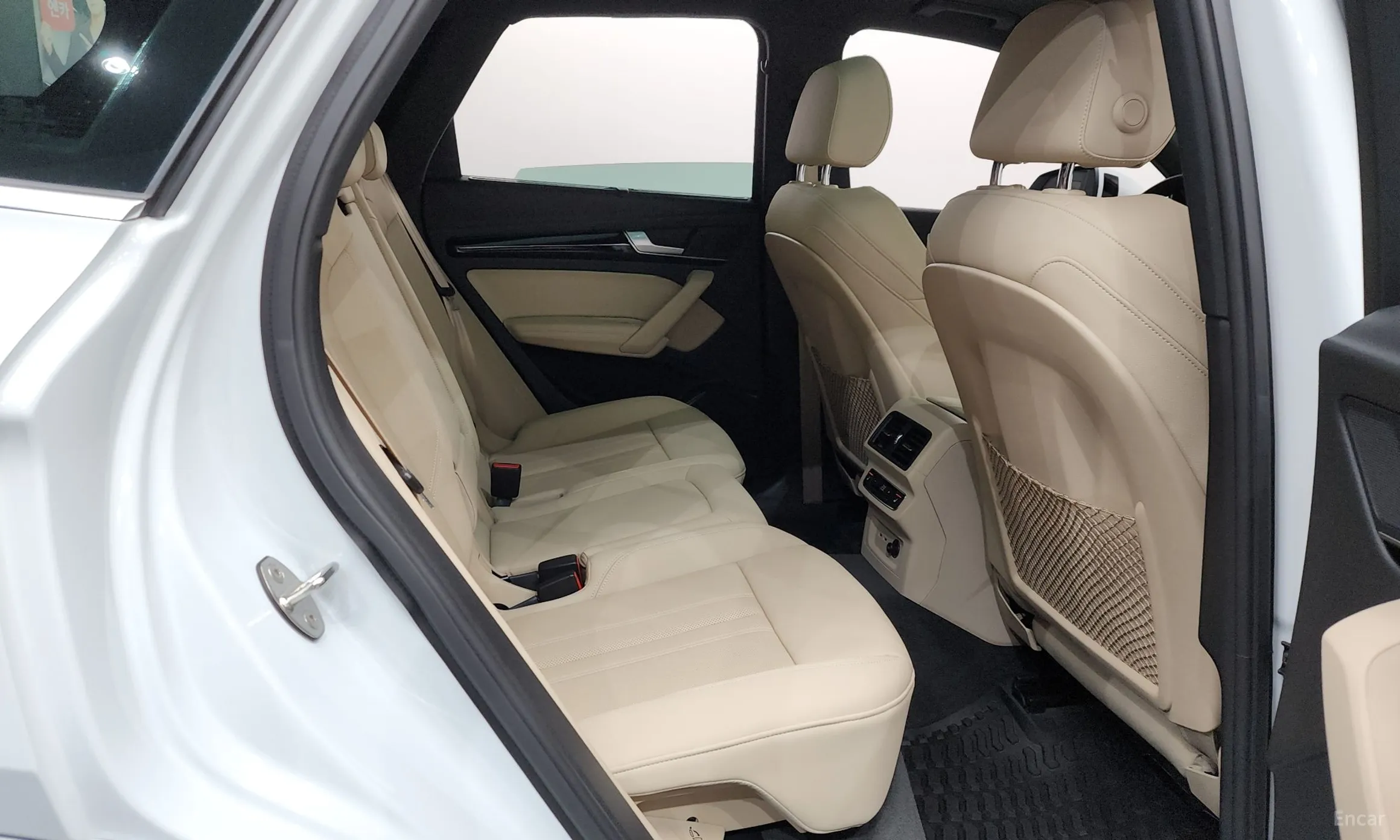 Audi Q5 (FY) превью 11