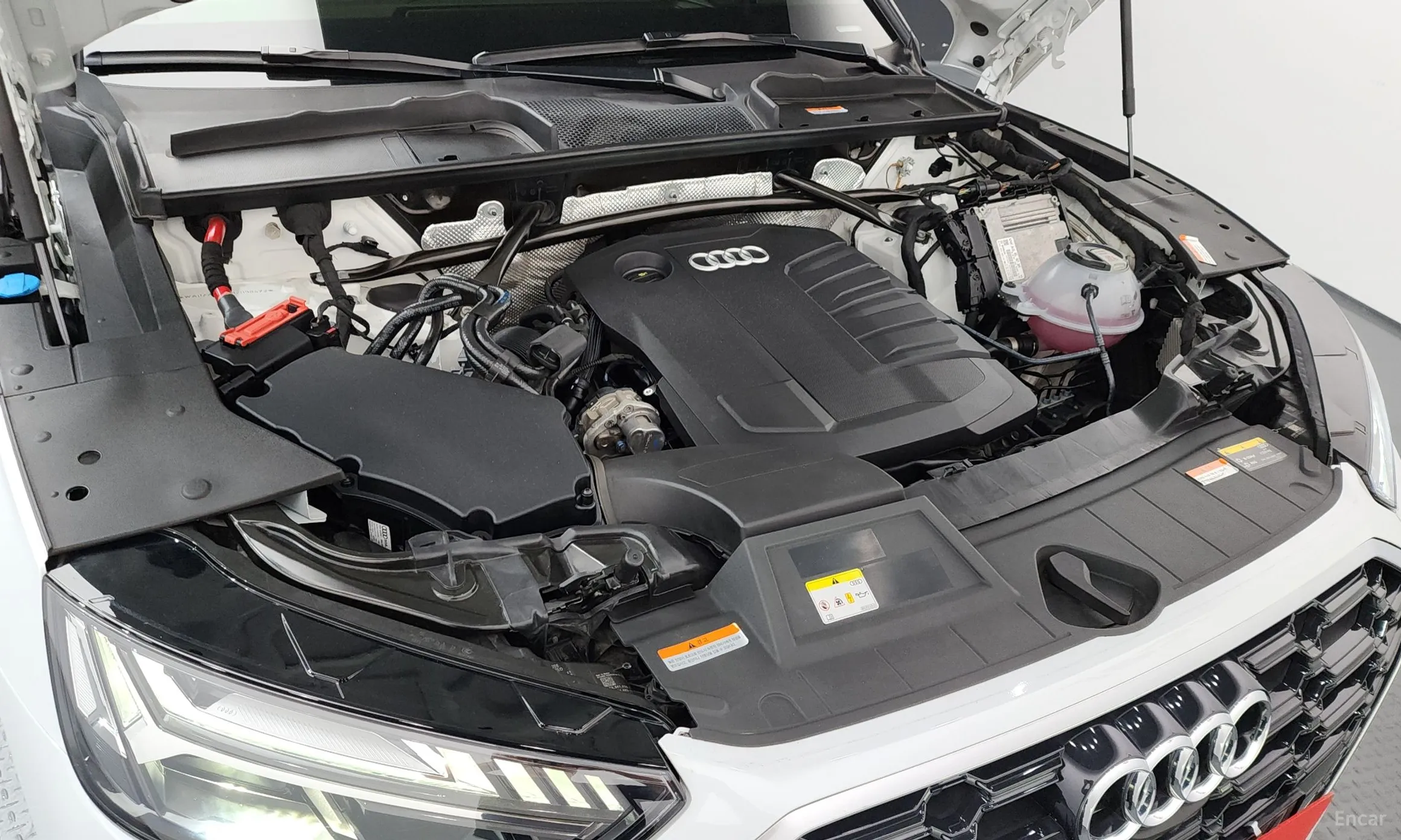 Audi Q5 (FY) превью 6
