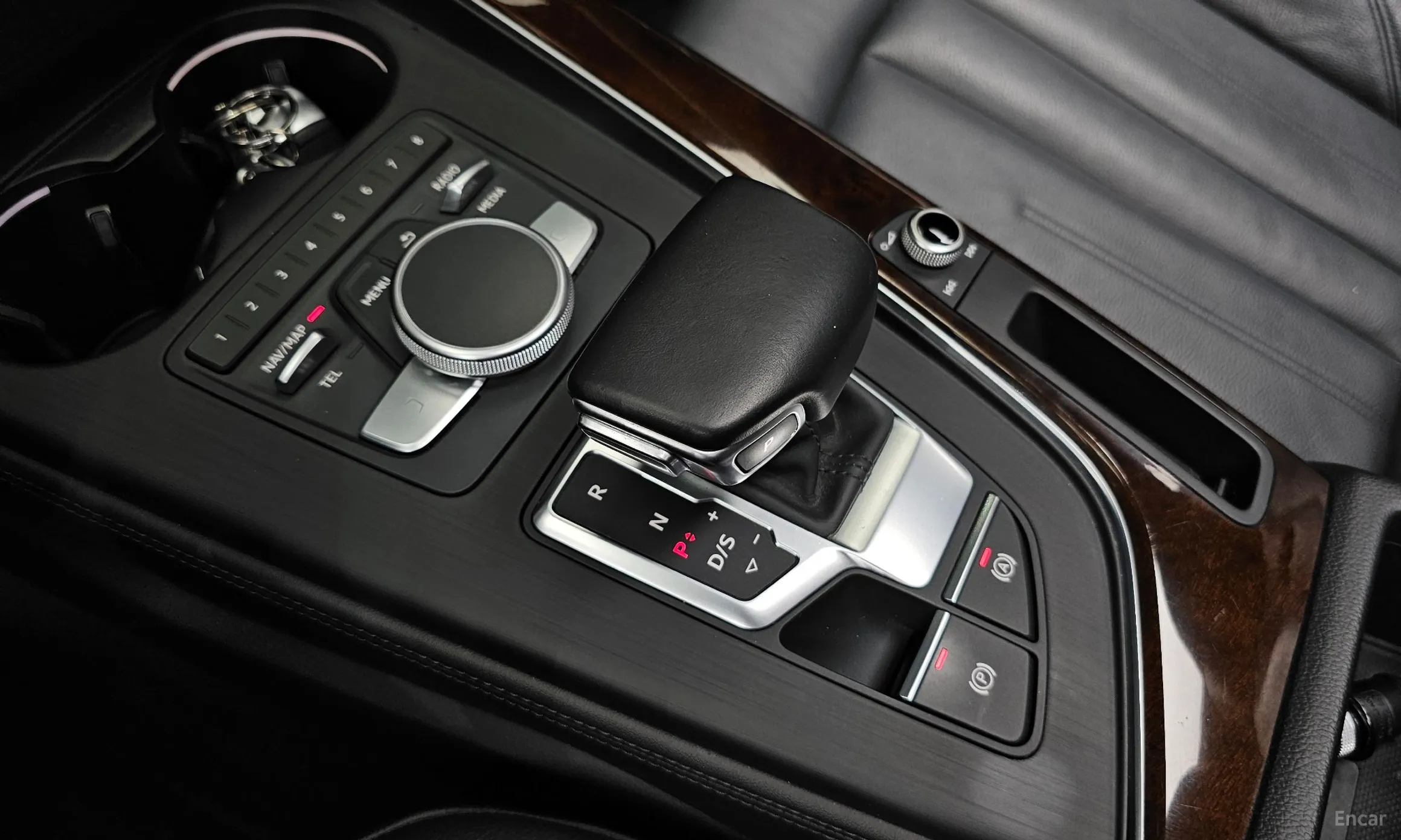 Audi A4 (B9) превью 9