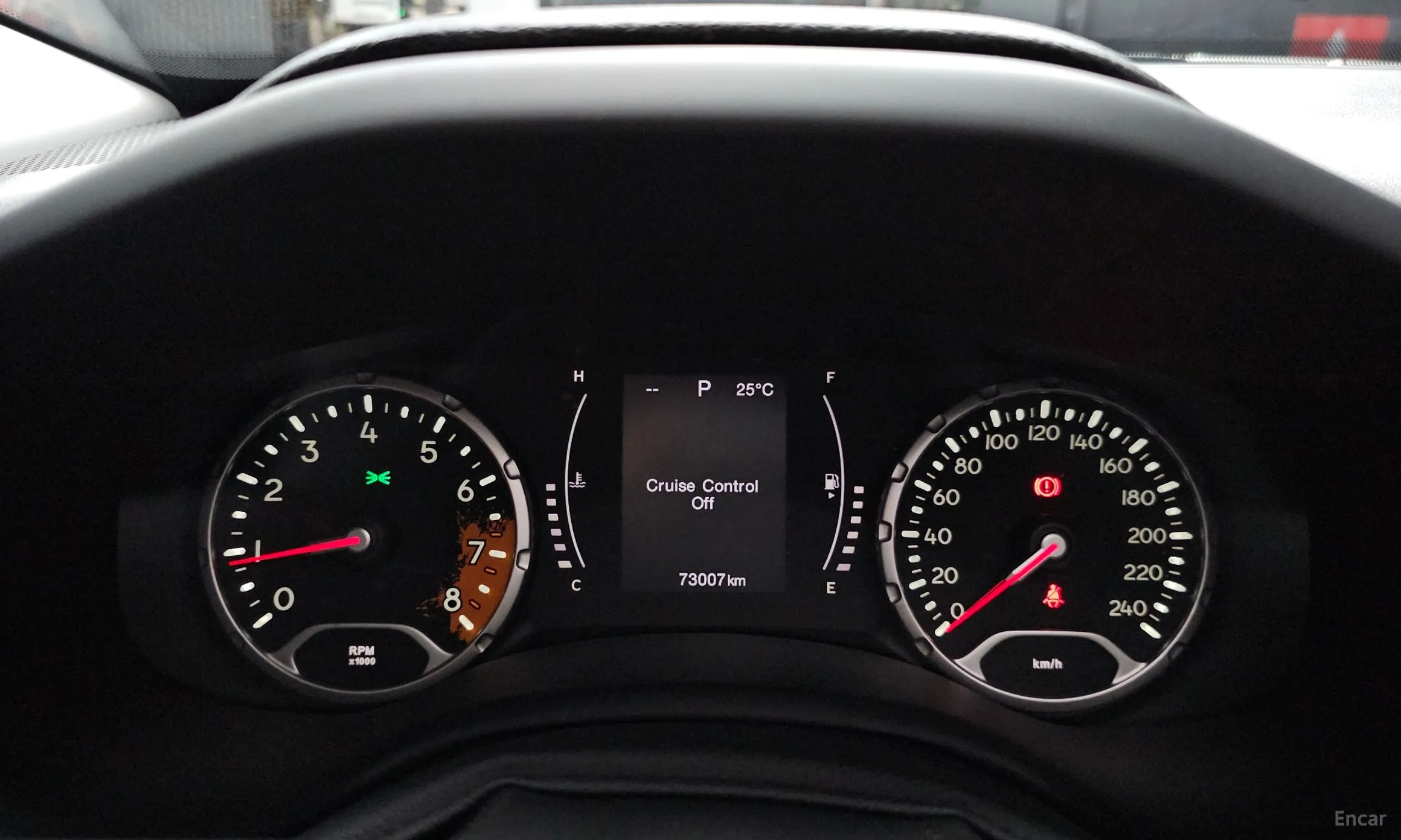 Jeep Renegade превью 8