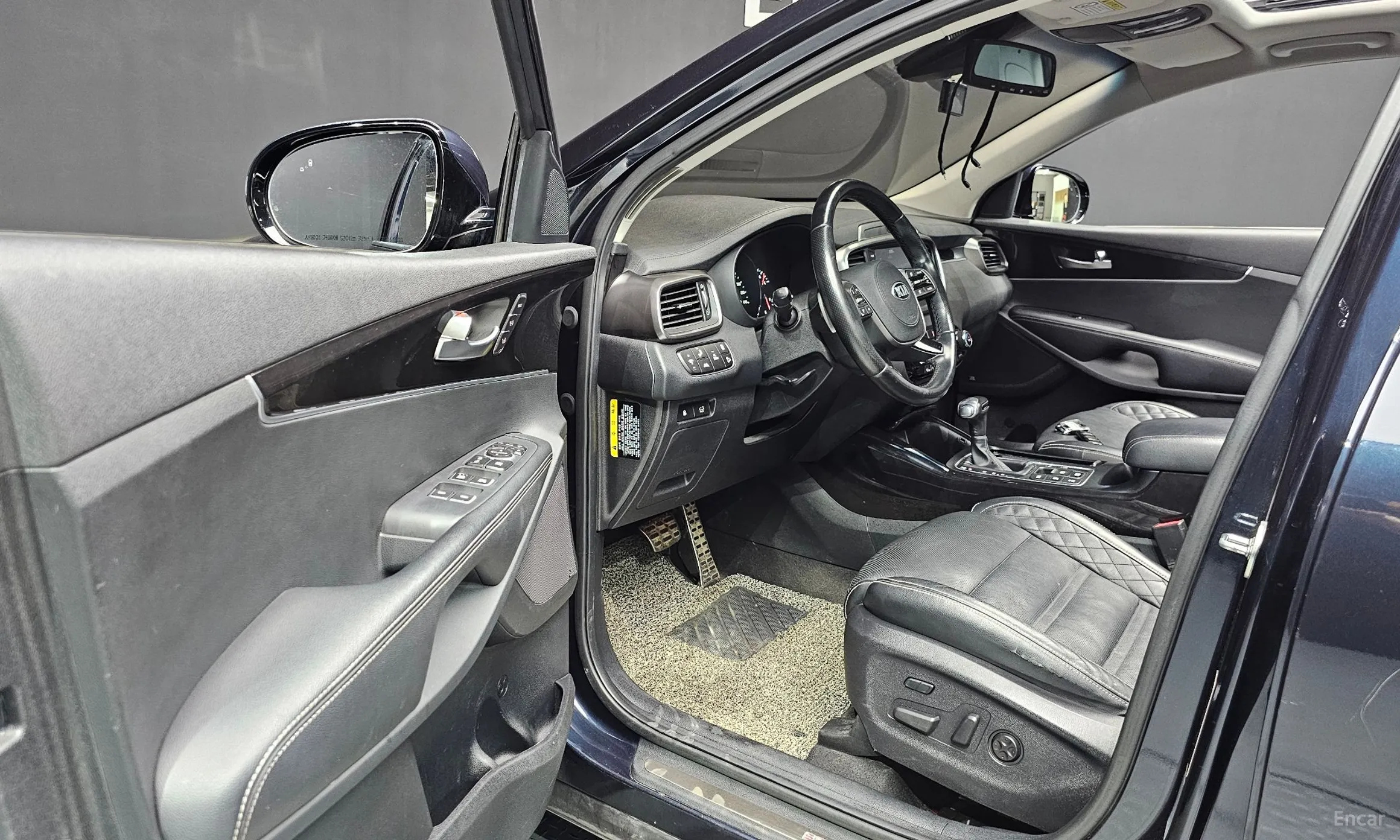 Kia Sorento превью 10