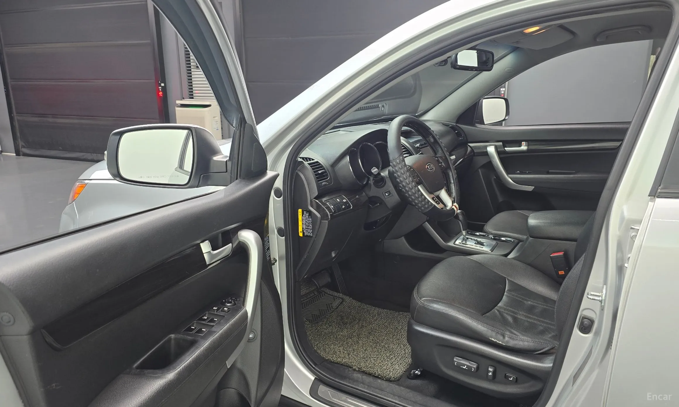 Kia Sorrento R превью 10