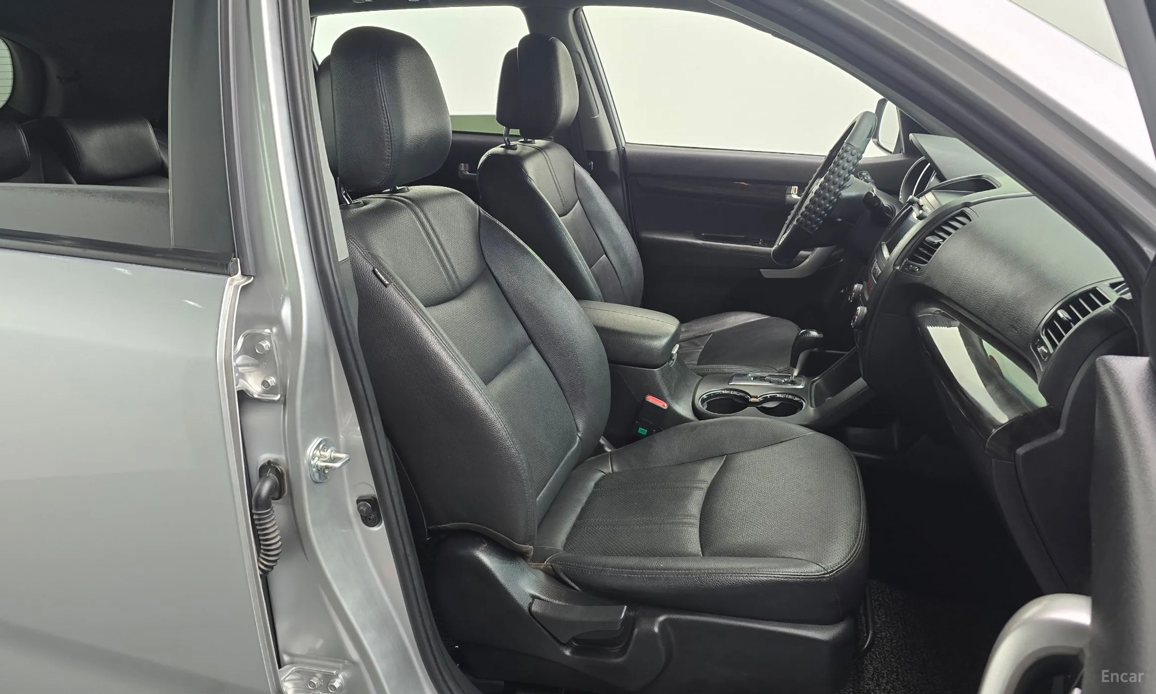 Kia Sorrento R превью 11