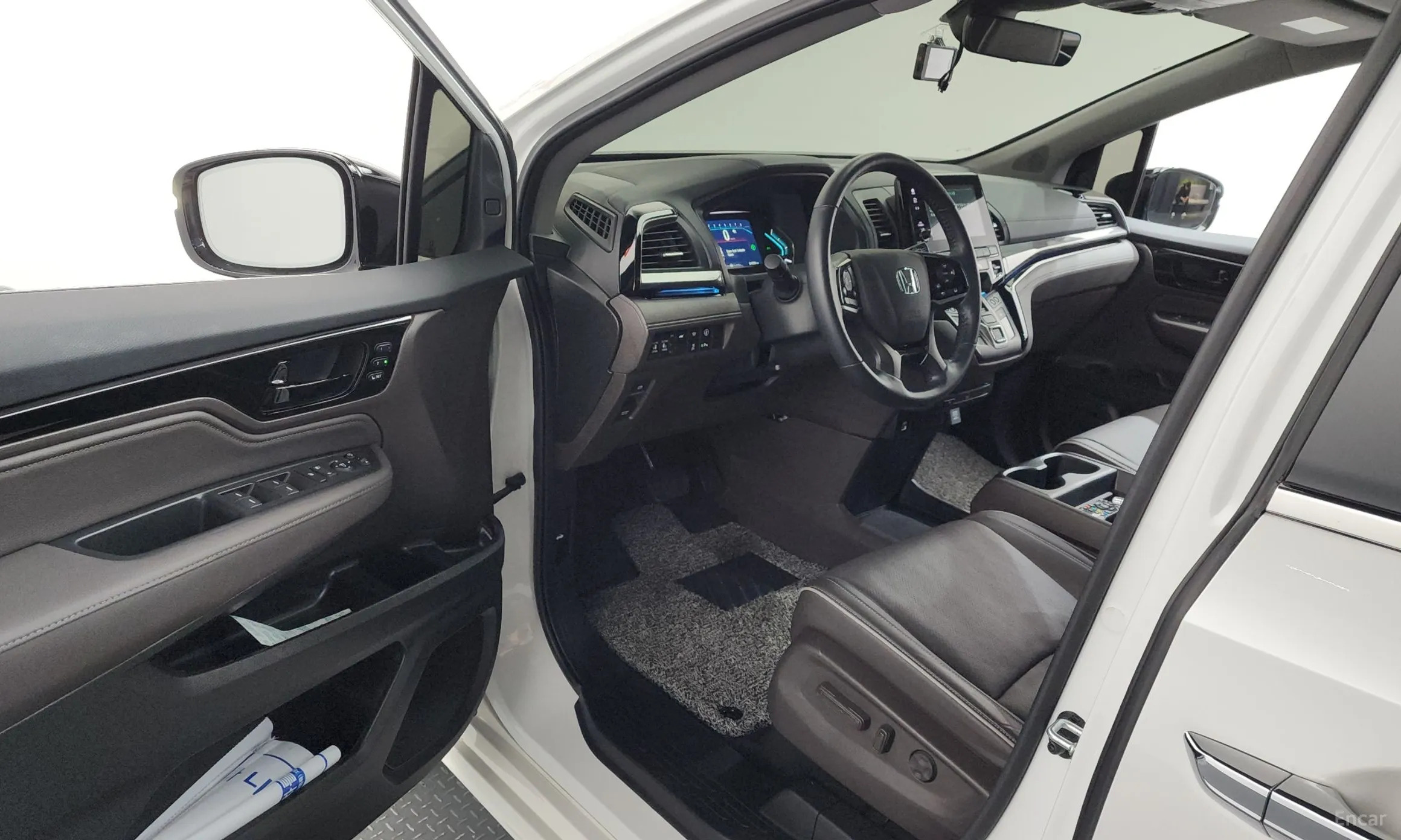 Honda Odyssey превью 10