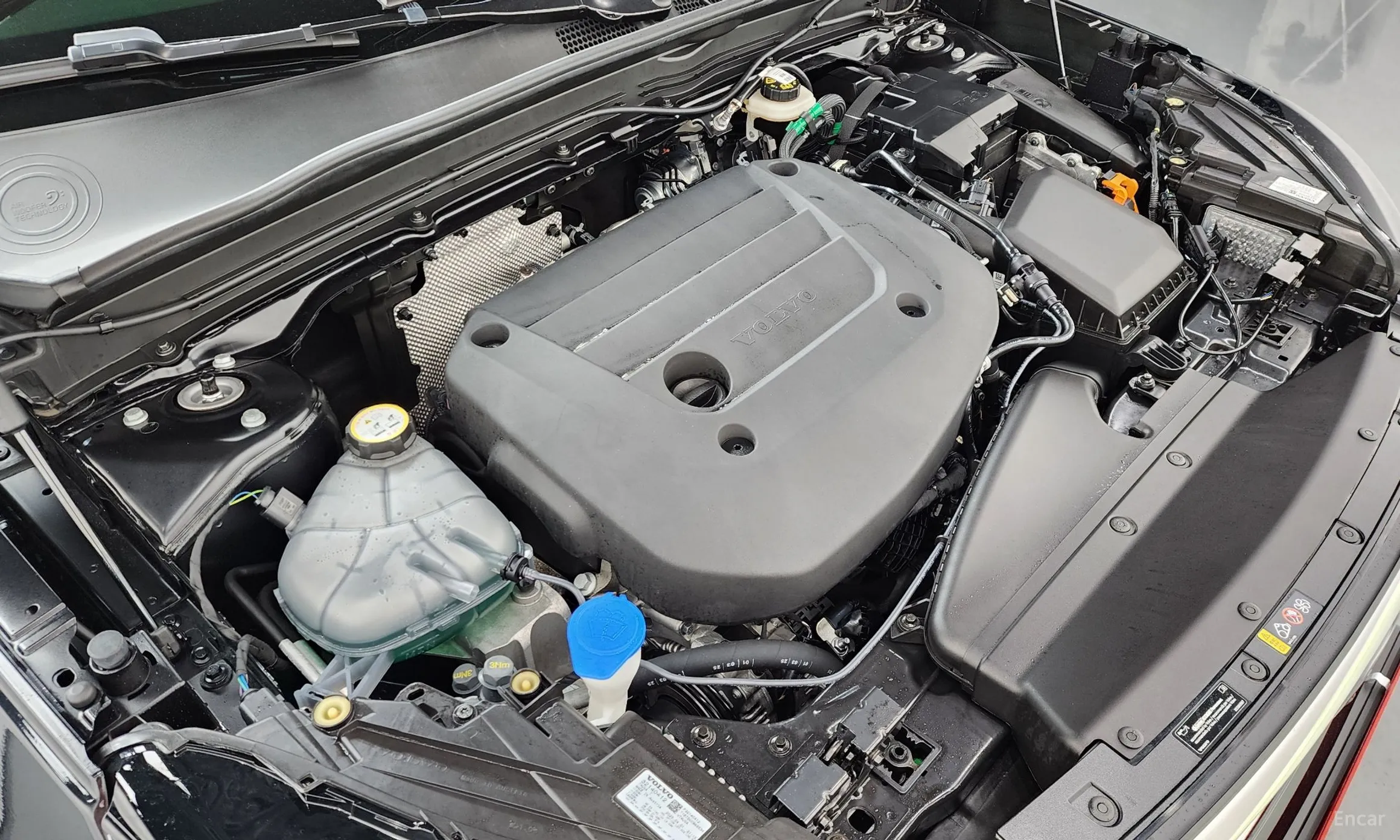 Volvo XC40 превью 6