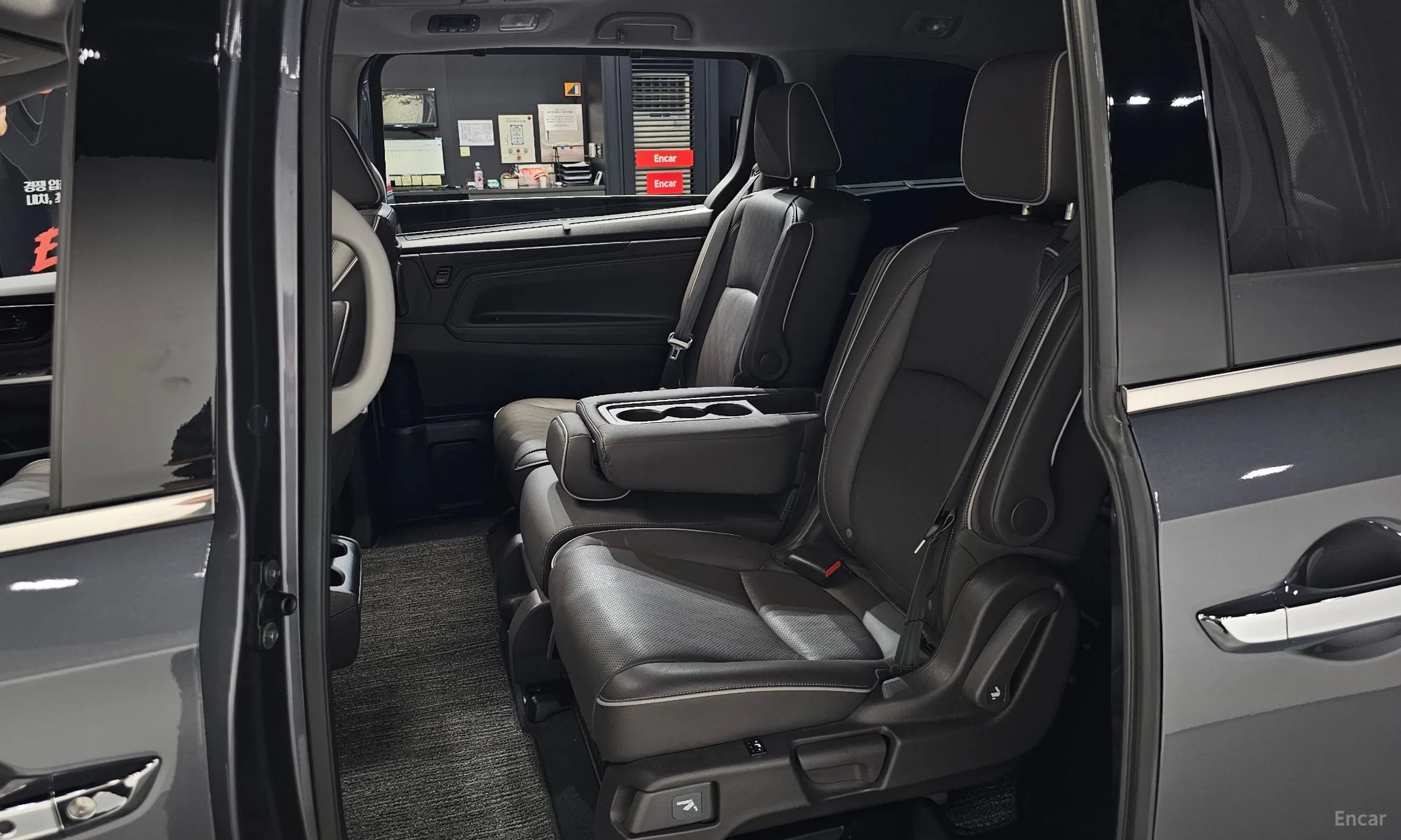 Honda Odyssey превью 12