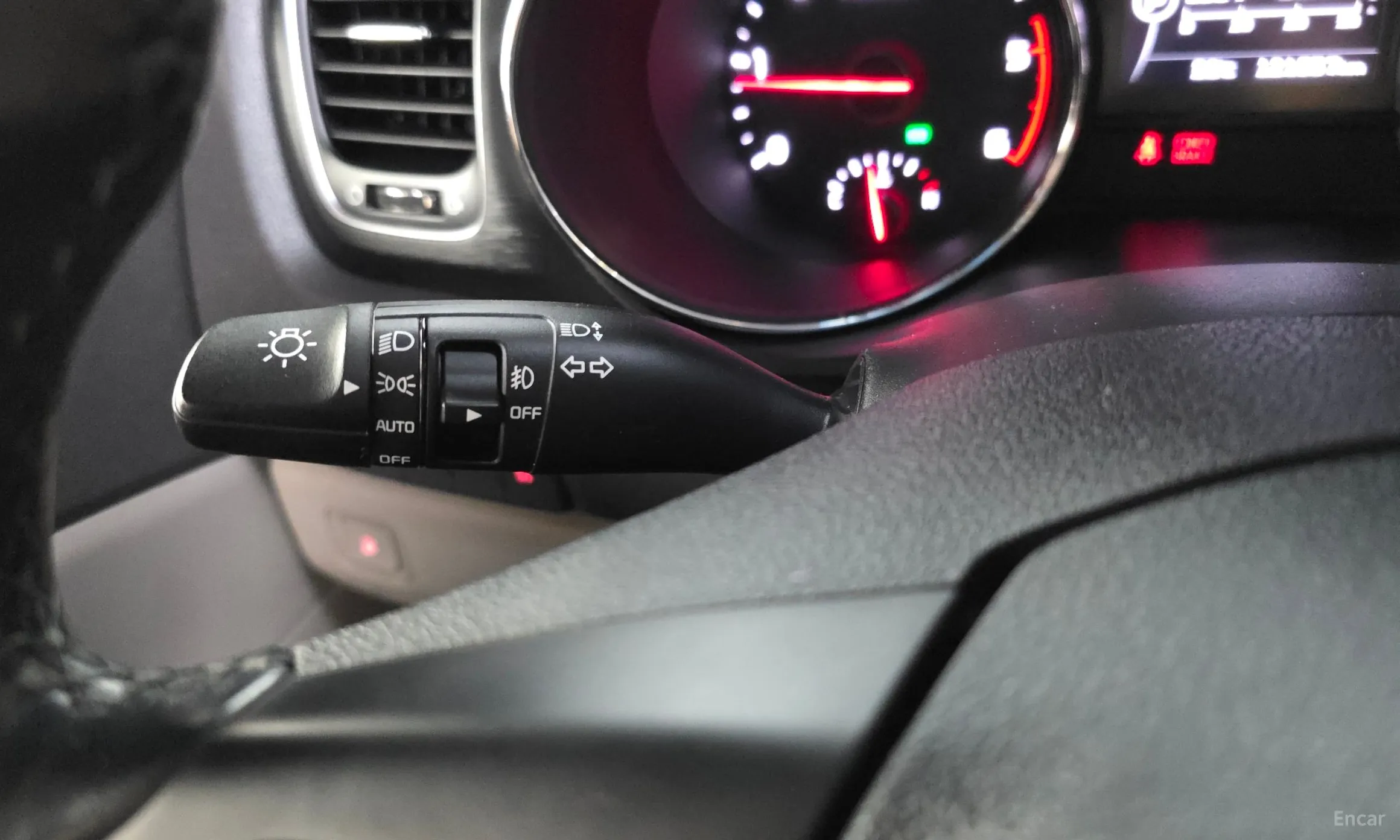 Kia Carnival превью 16