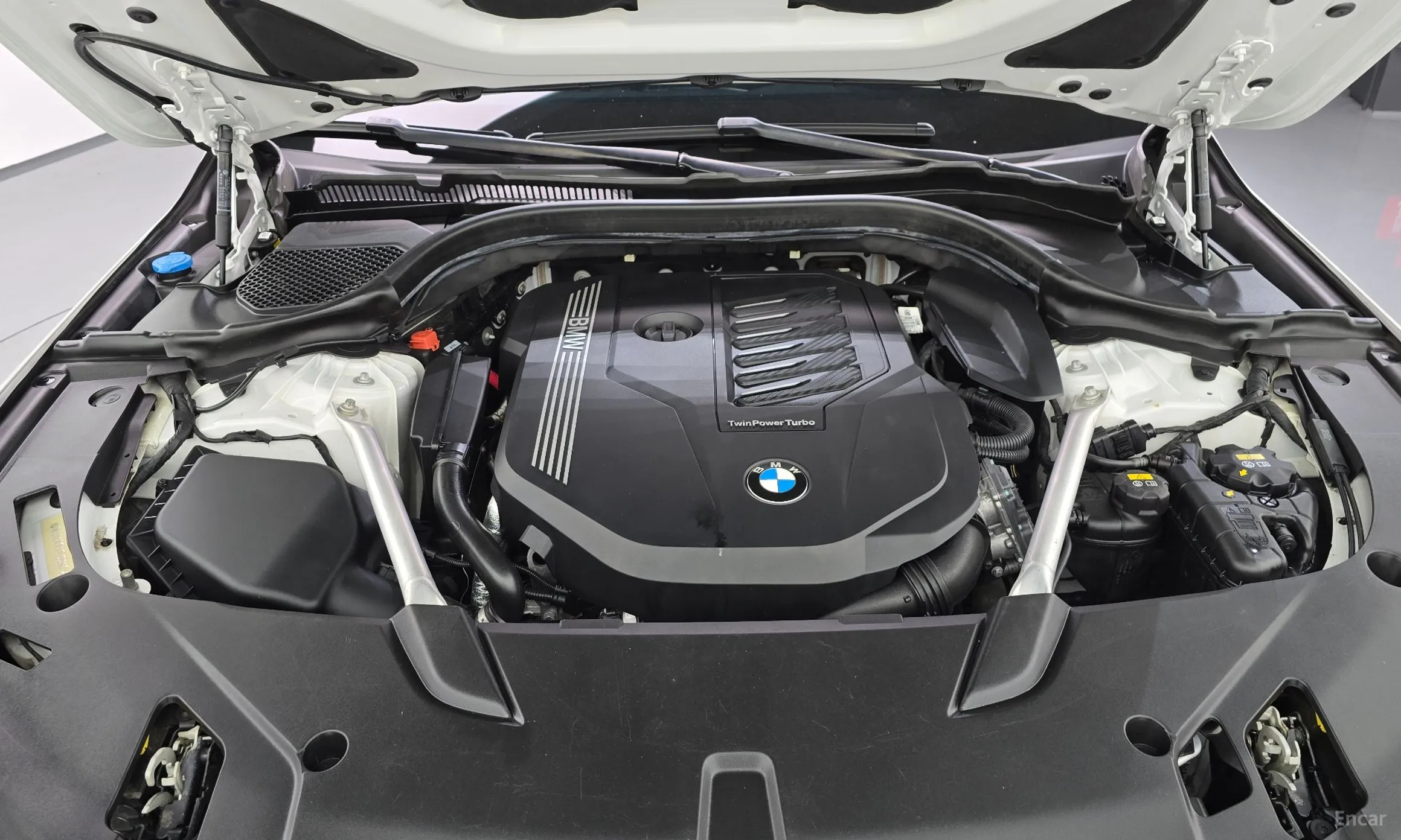 BMW 6-Series GT (G32) превью 6