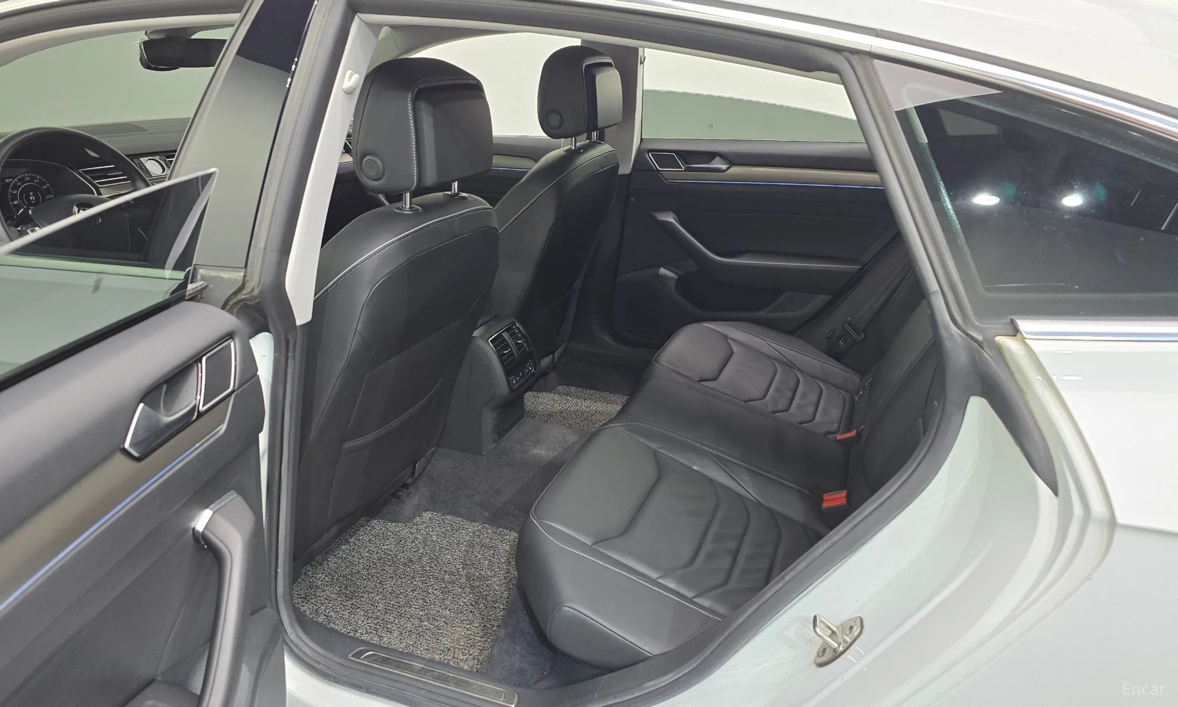 Volkswagen Ateon превью 11