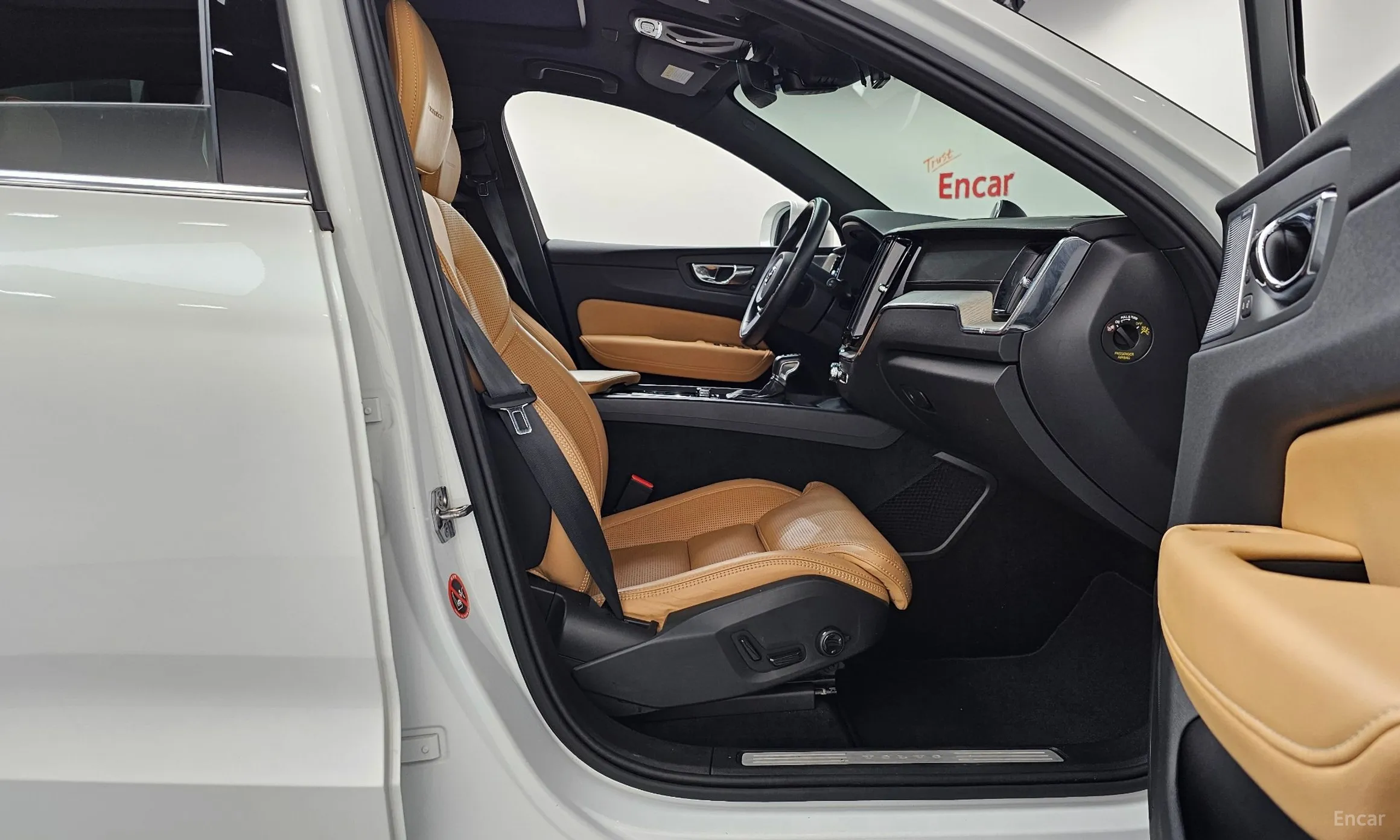 Volvo XC60 Gen 2 превью 11