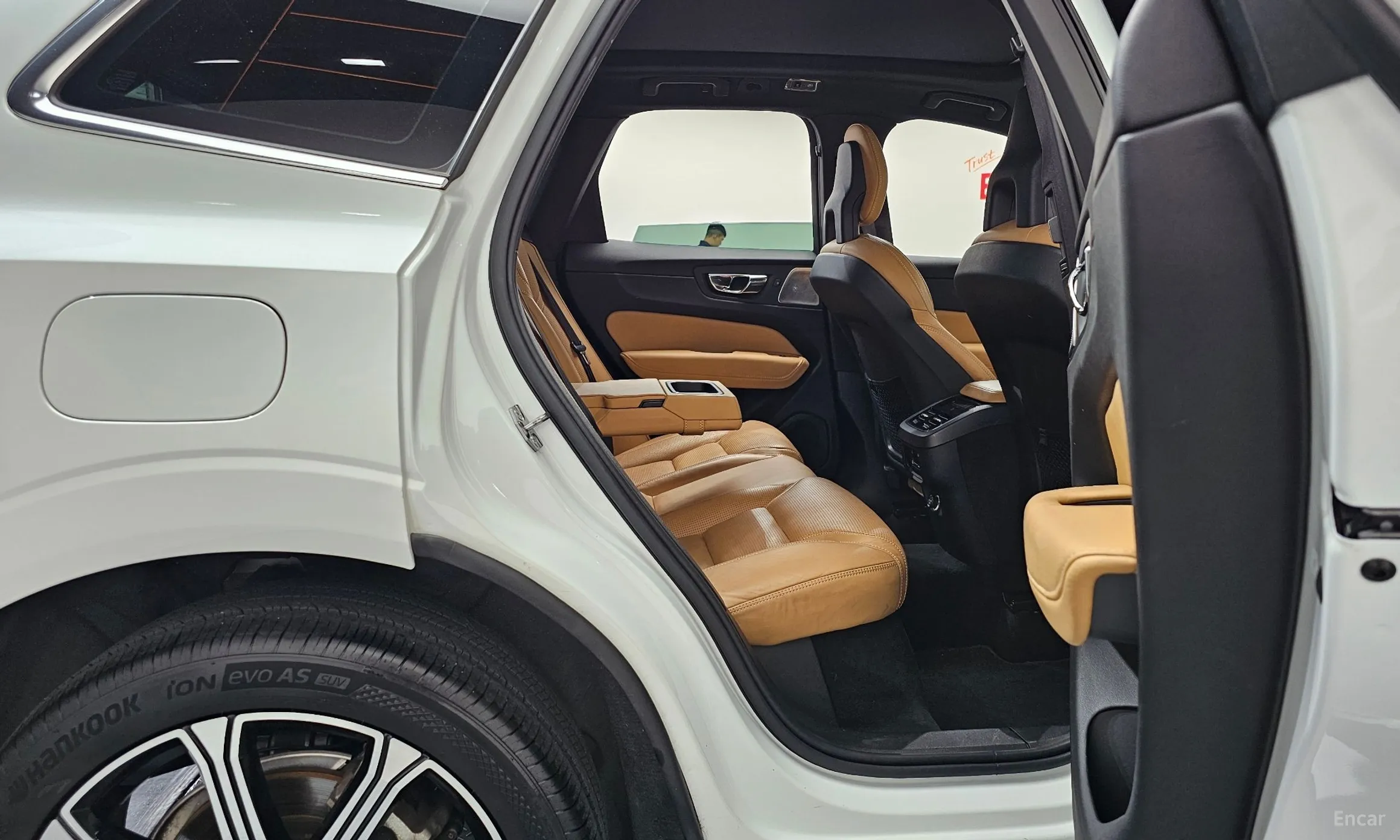 Volvo XC60 Gen 2 превью 12