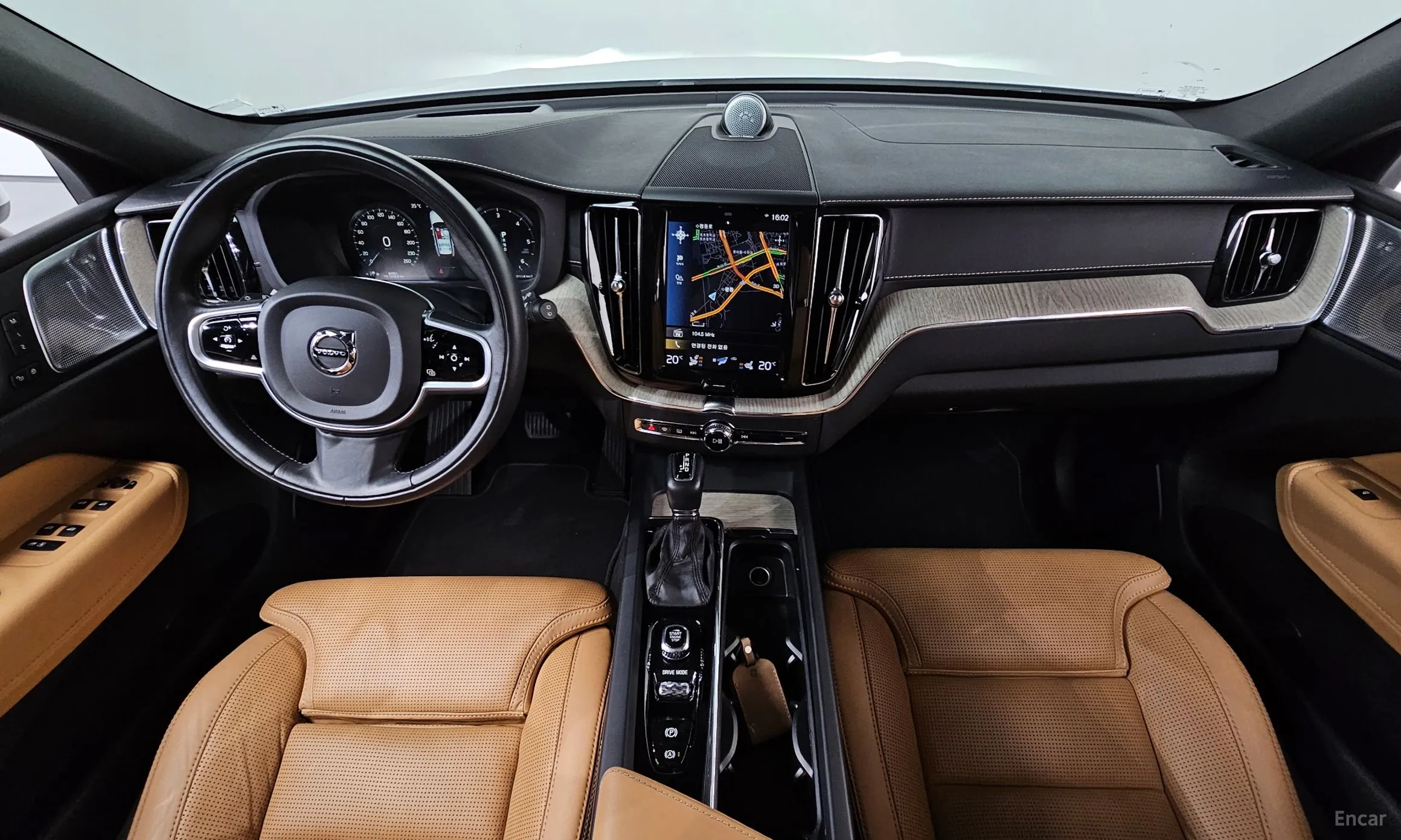 Volvo XC60 Gen 2 превью 7