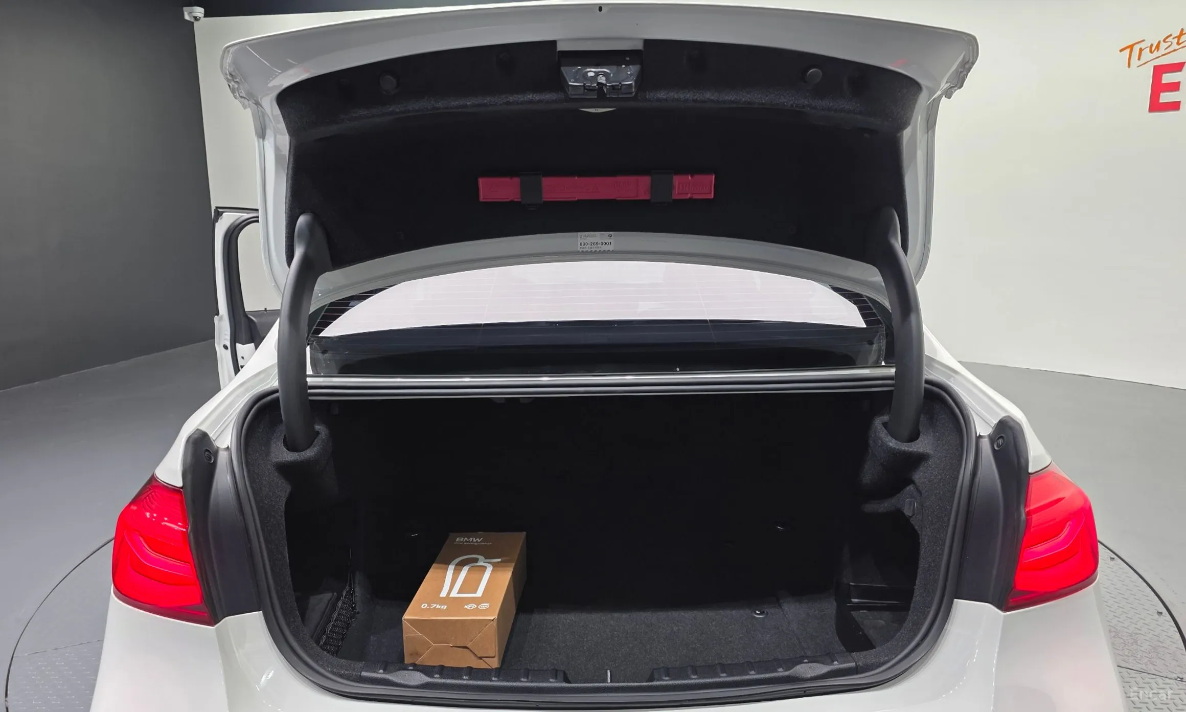 BMW 3 Series (F30) превью 20