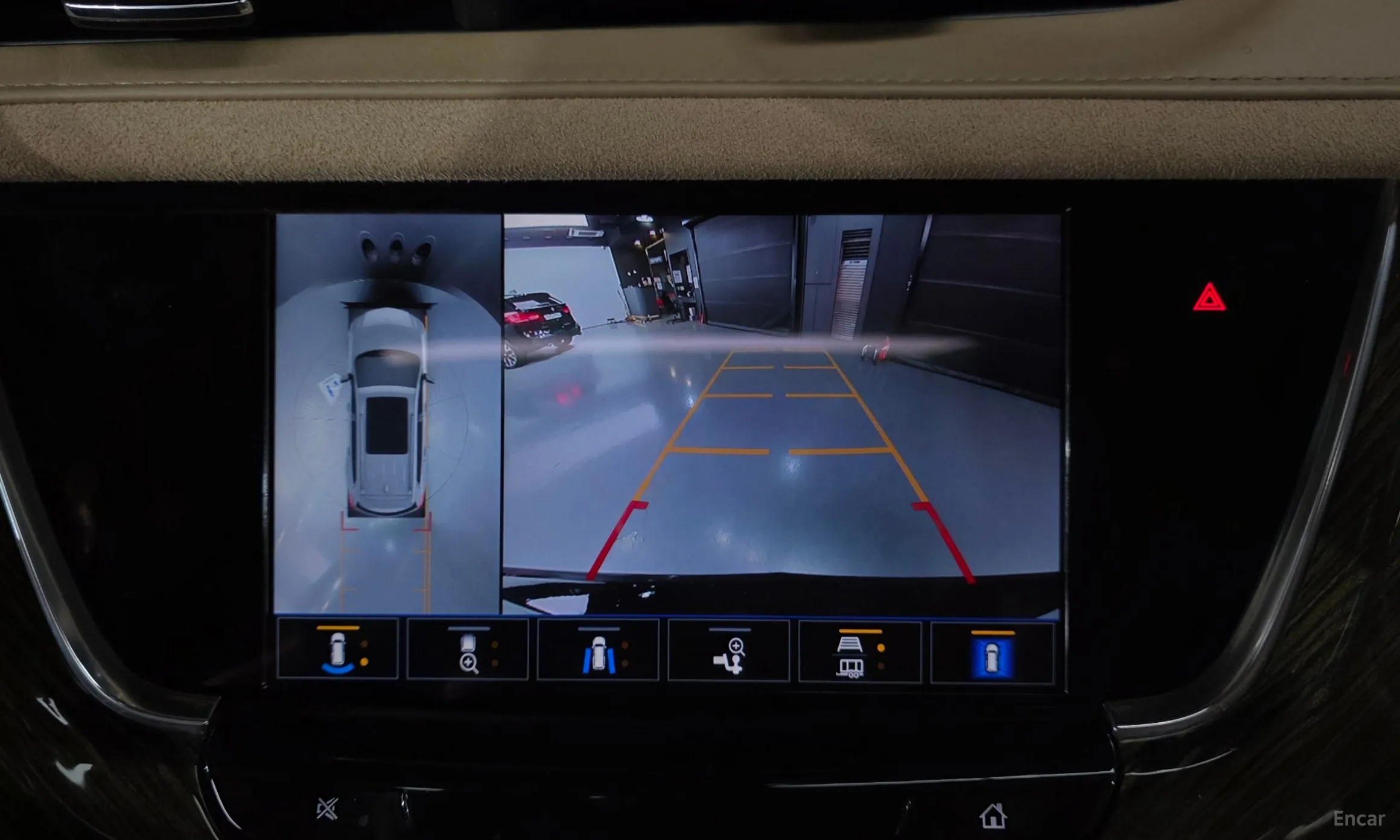 Cadillac XT6 превью 15