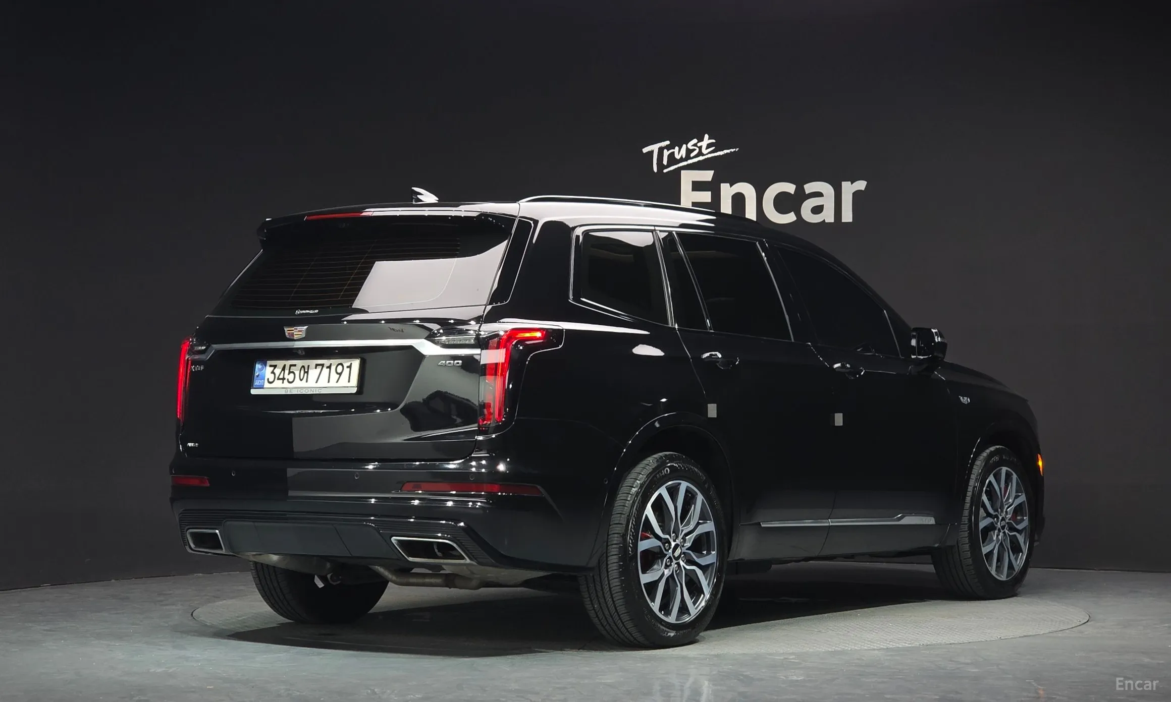 Cadillac XT6 превью 2