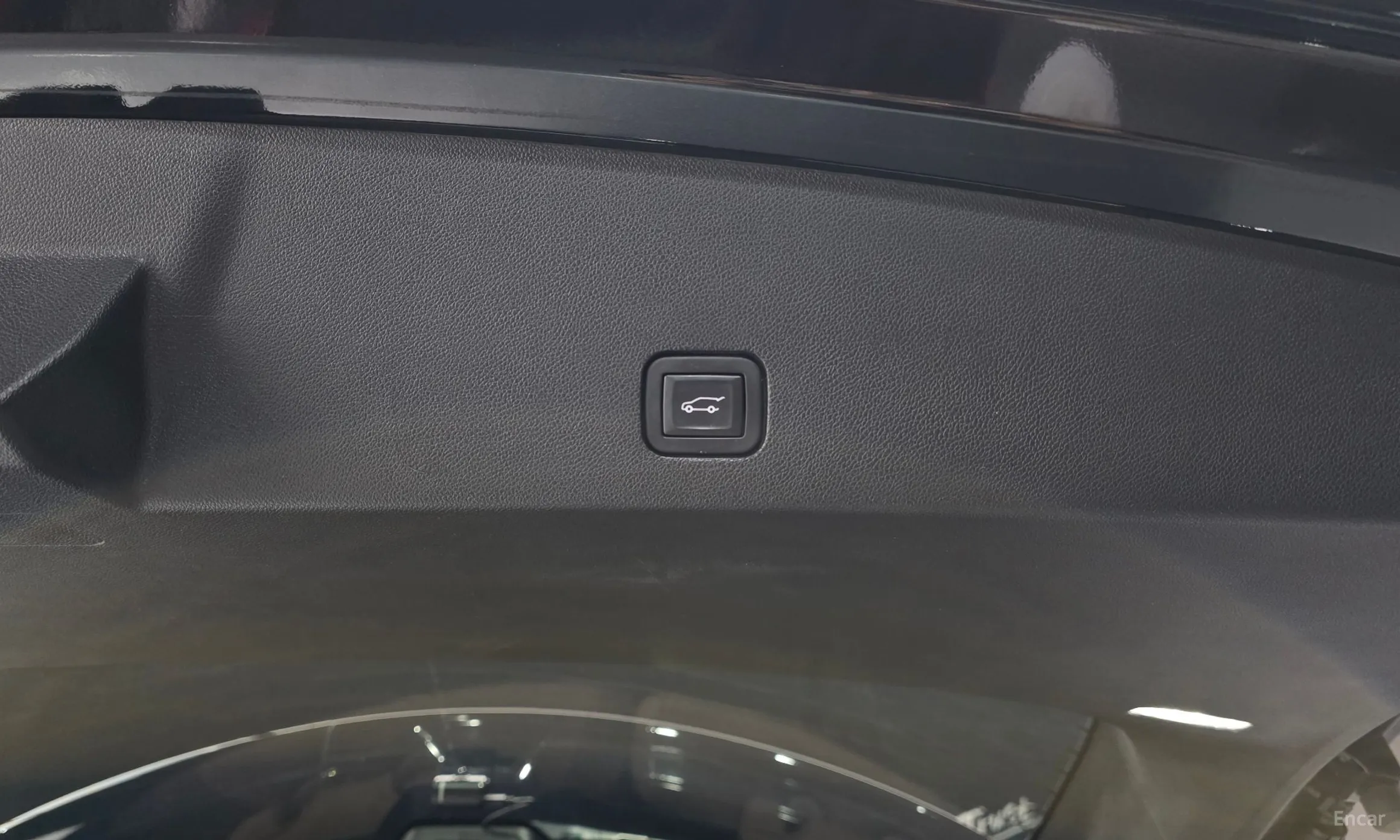 Cadillac XT6 превью 18