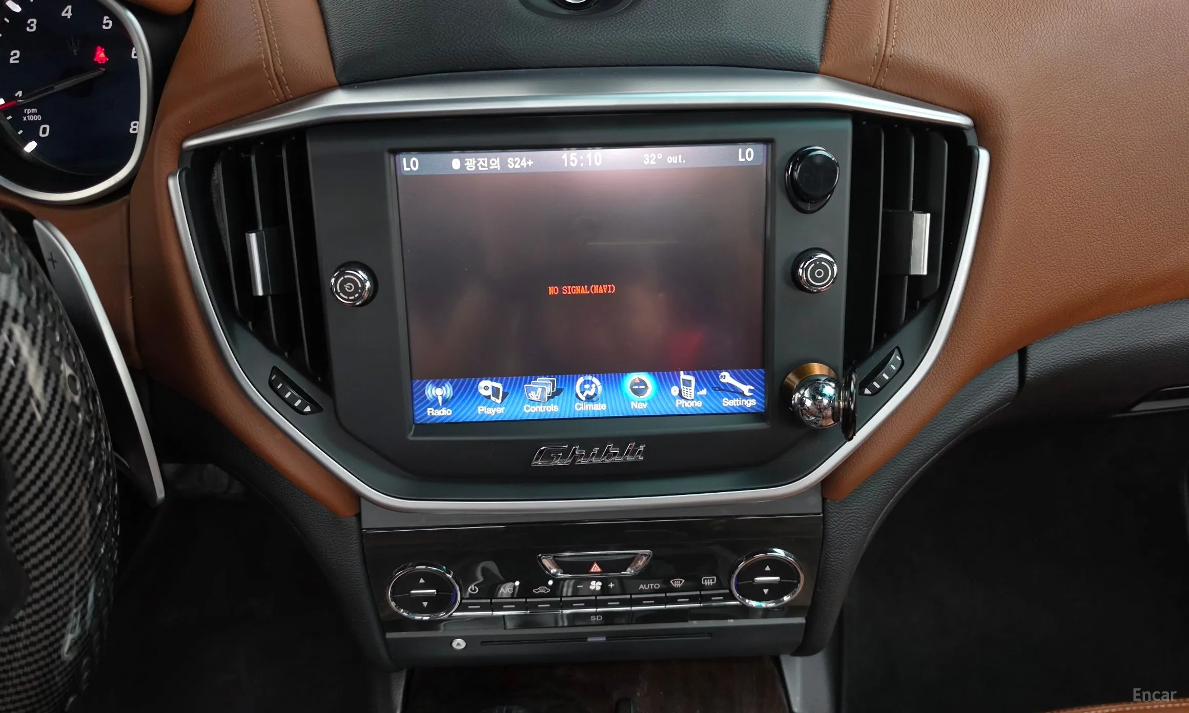 Maserati Ghibli превью 15