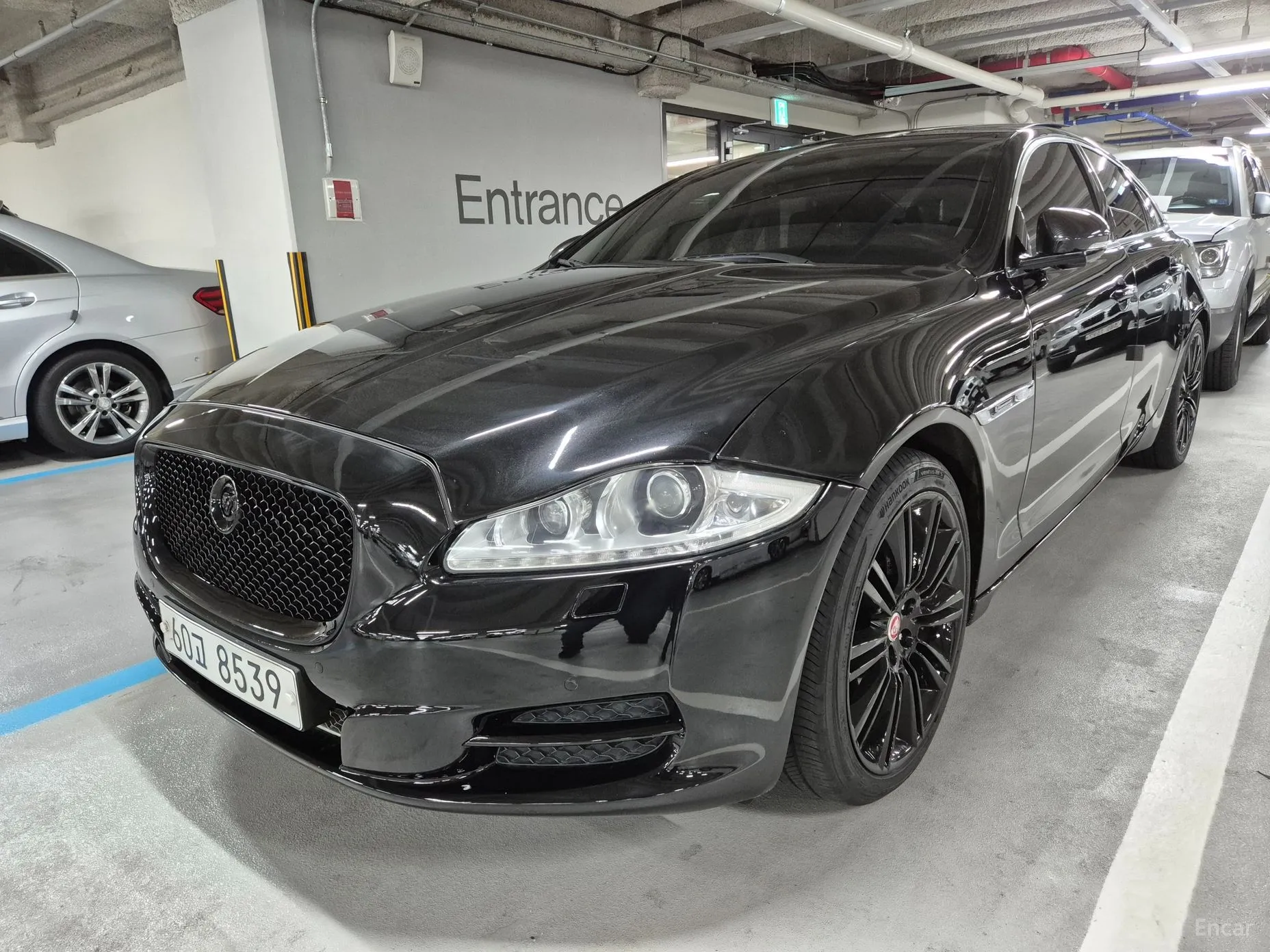 Jaguar All New XJ